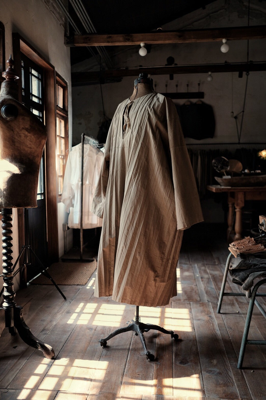 1950’s French Army Sahara Troop Khaki Gandoura / 法軍撒哈拉部隊卡其罩衫
