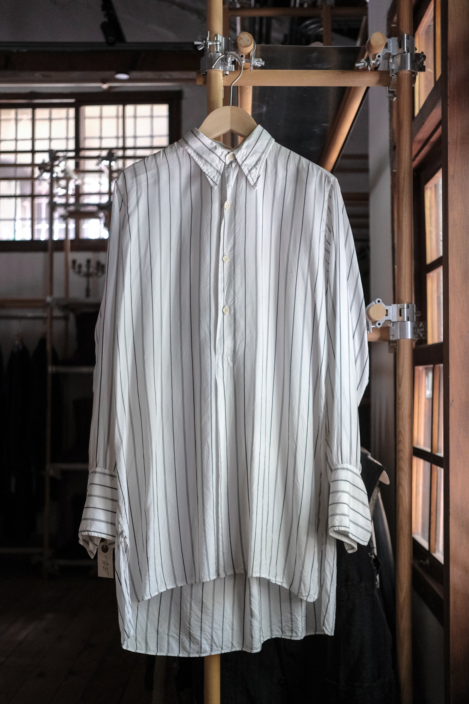 1940-1950's Europe Rayon Dress Shirt / 歐洲古著嫘縈禮服襯衫