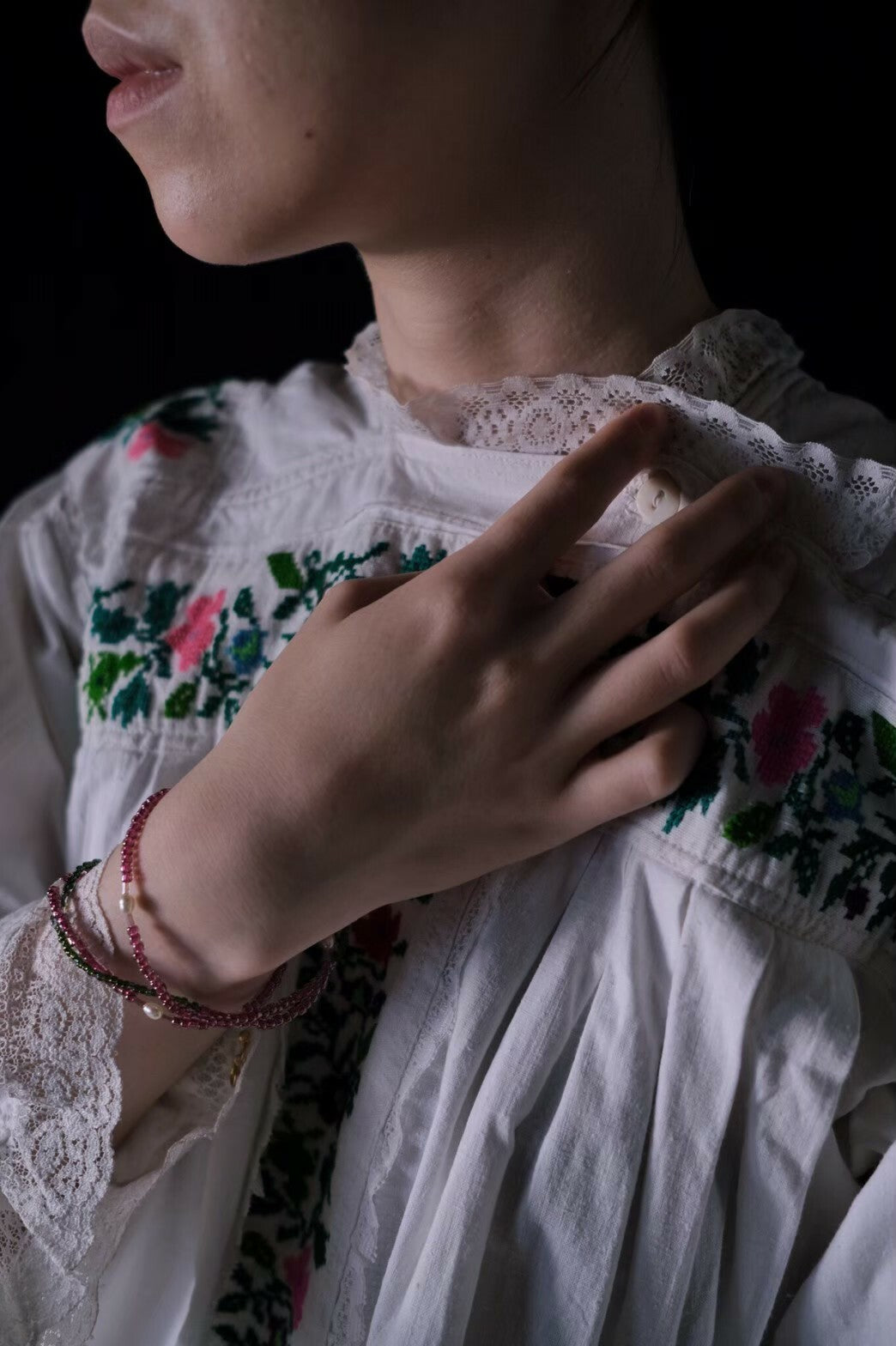 1940’s Ukrainian Hand Embroidered Dress / 烏克蘭手工刺繡洋裝