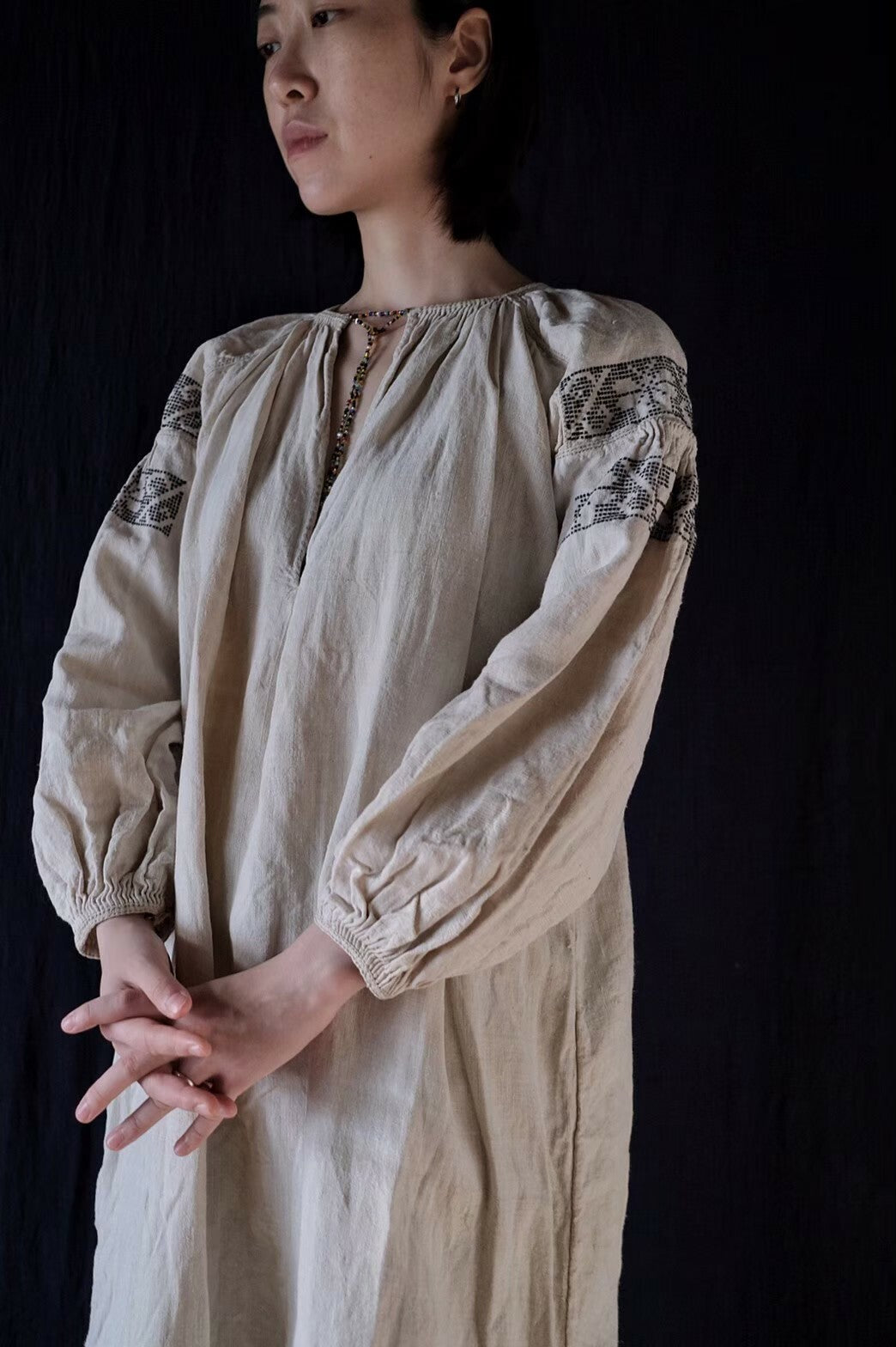 1930’s Ukrainian Hand Embroidered Hemp Dress / 烏克蘭手工刺繡麻質洋裝