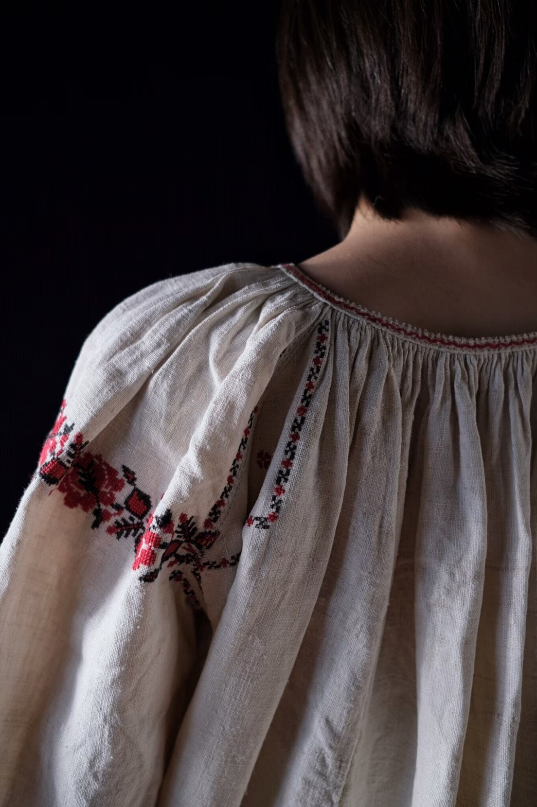 1950’s Ukrainian Hand Embroidered Dress / 烏克蘭手工刺繡洋裝