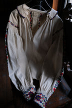 1930-40’s Romanian Folk Blouse / 羅馬尼亞刺繡罩衫