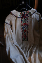 1930-40’s Romanian Folk Blouse / 羅馬尼亞刺繡罩衫