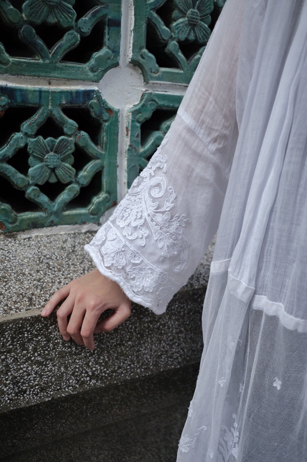 Early 20th C. French “Aube“ Church Smock / 法國牧師長罩衫