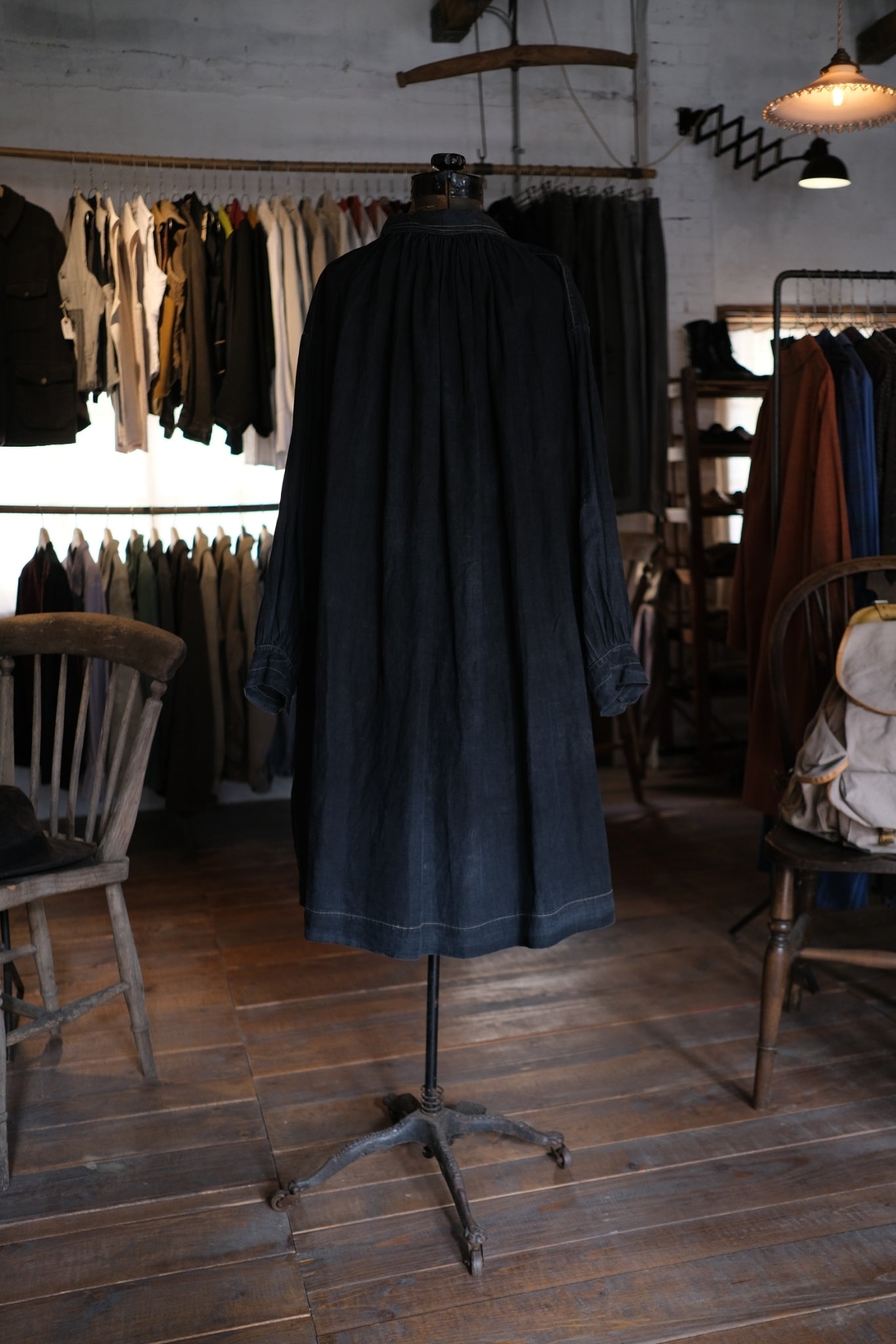 Early 20th C. French “Biaude” / 法國馬伕罩衫