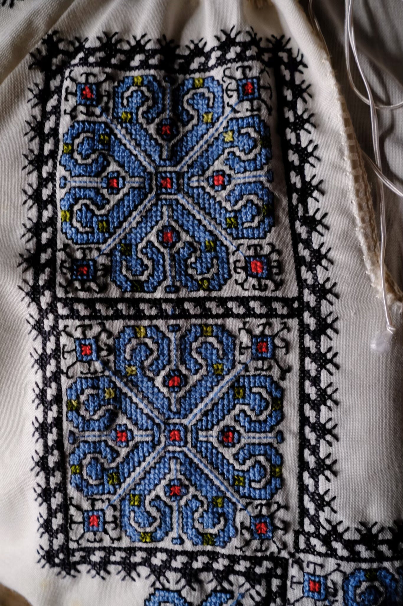 1960’s Croatian Folk Blouse / 克羅地亞罩衫