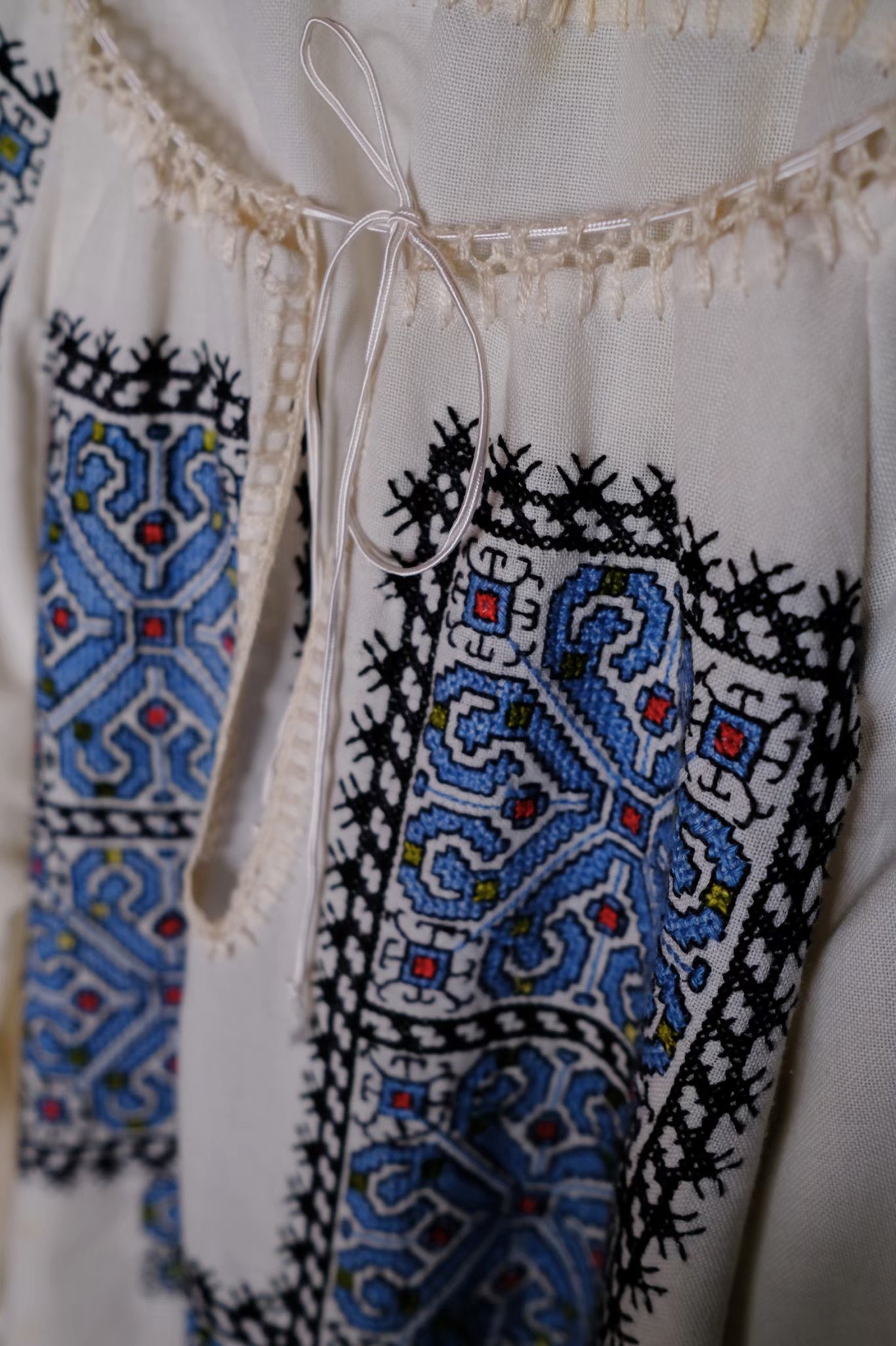 1960’s Croatian Folk Blouse / 克羅地亞罩衫