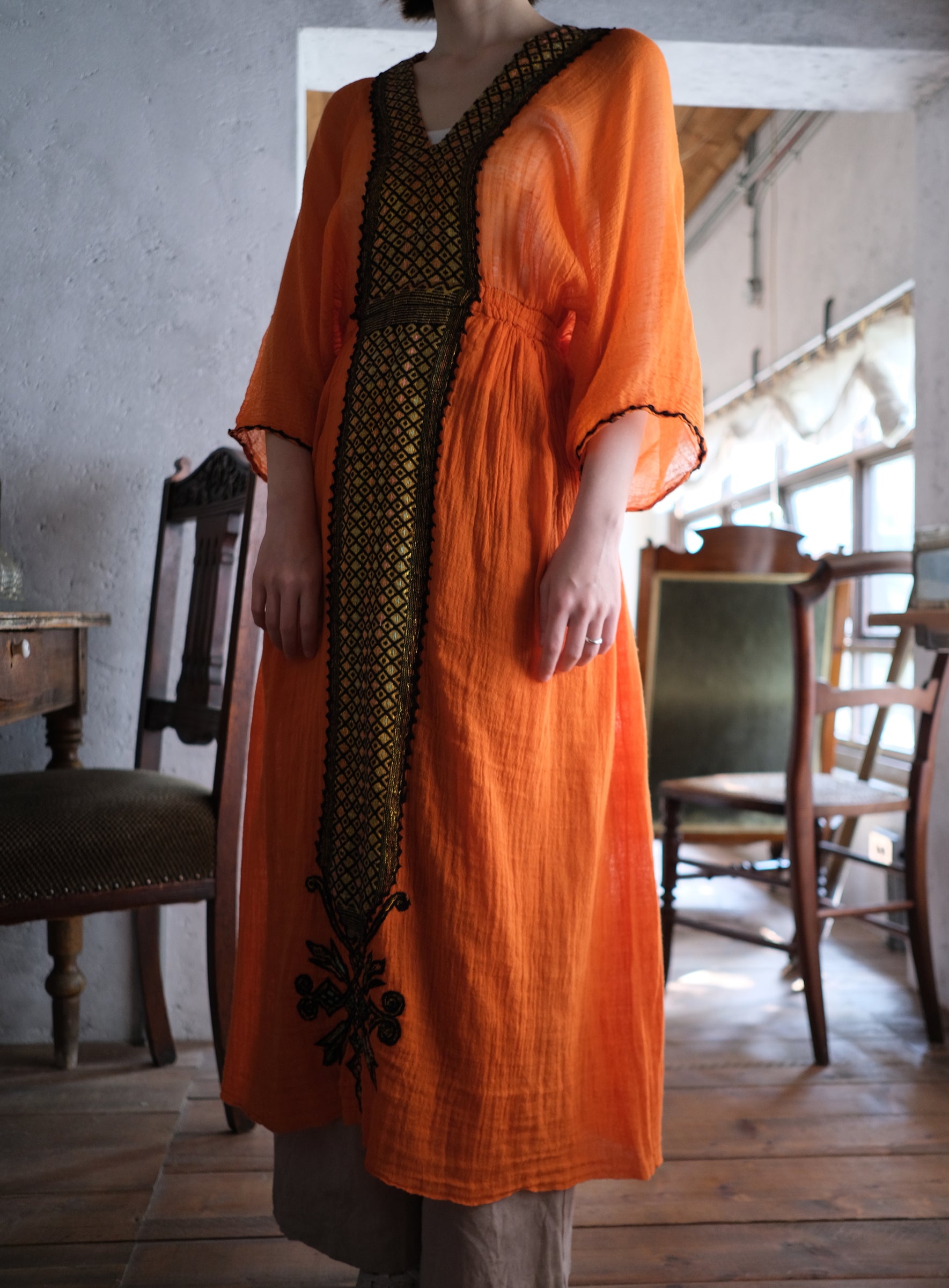 Ethiopian Embroidered Folk Dress / 衣索比亞傳統刺繡洋裝