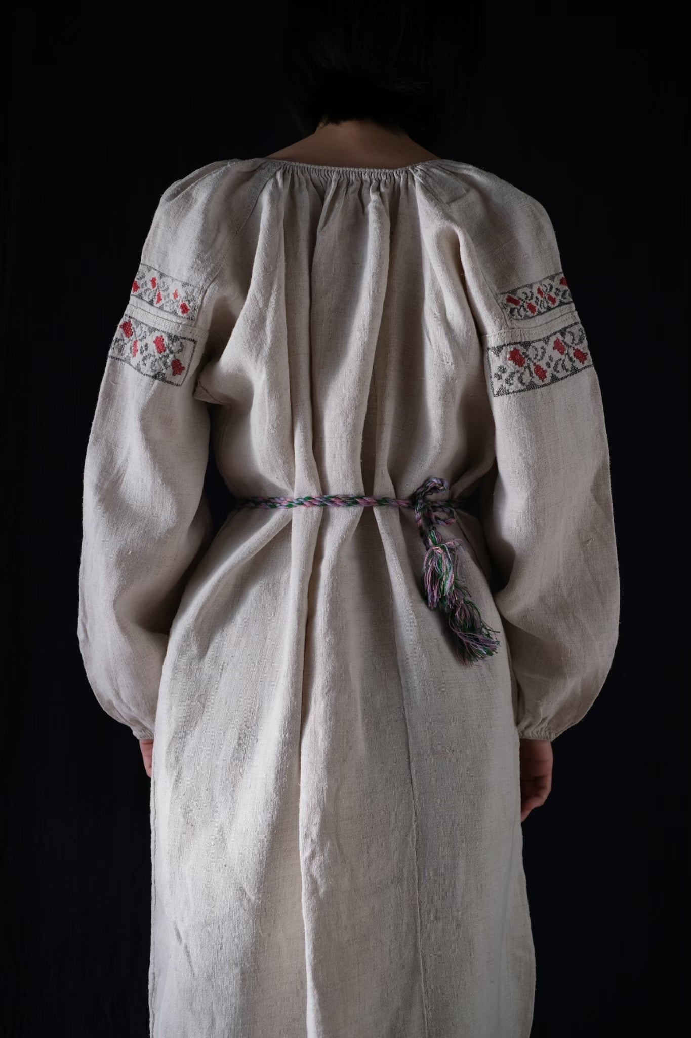 1940’s Ukrainian Folk Dress 烏克蘭手工刺繡洋裝