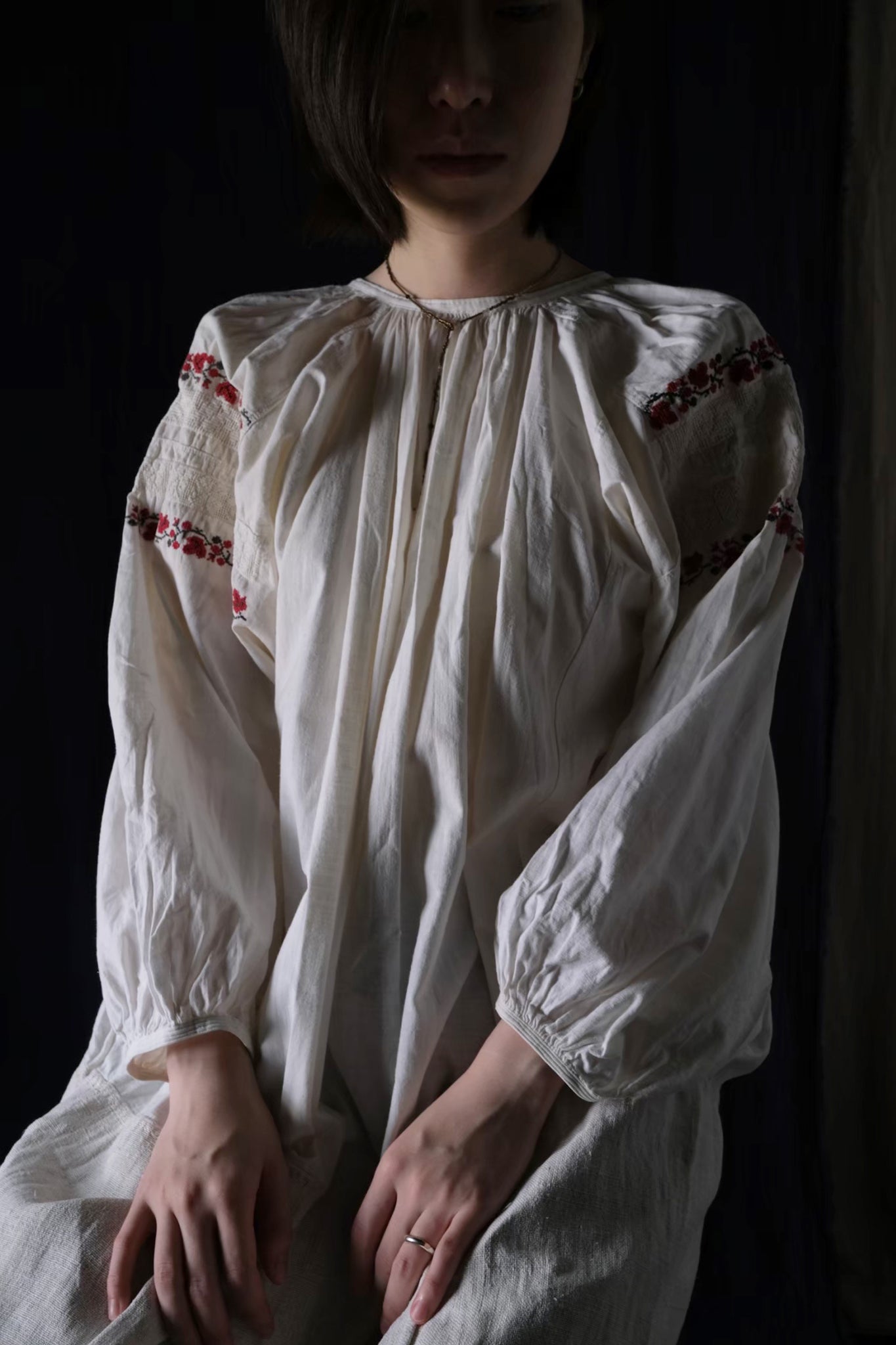 1940’s Ukrainian Folk Dress / 烏克蘭手工刺繡洋裝