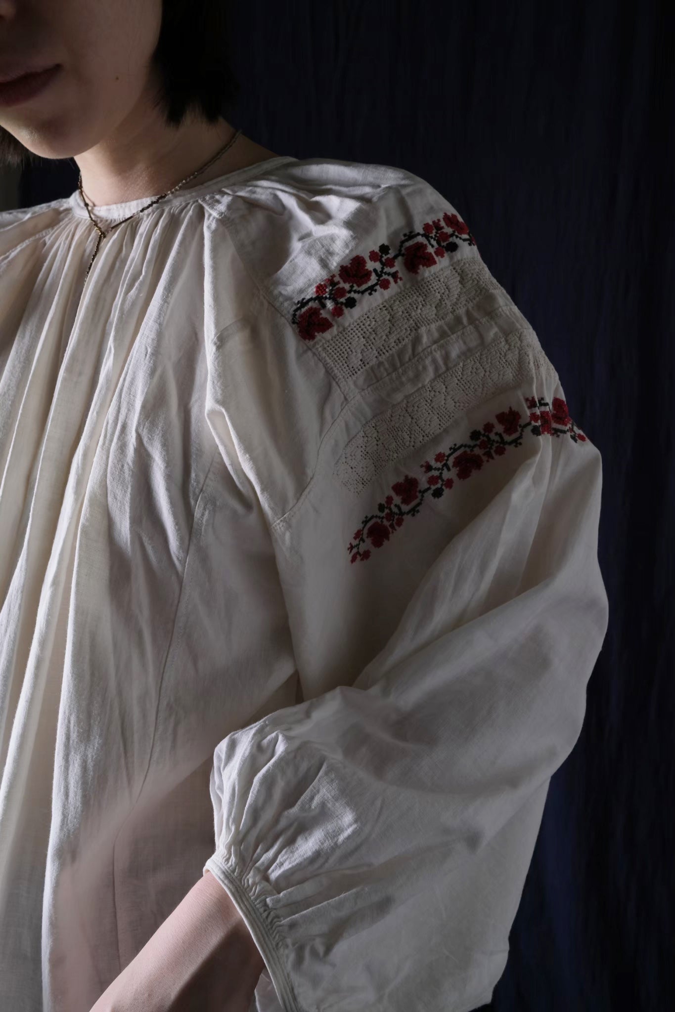1940’s Ukrainian Folk Dress / 烏克蘭手工刺繡洋裝