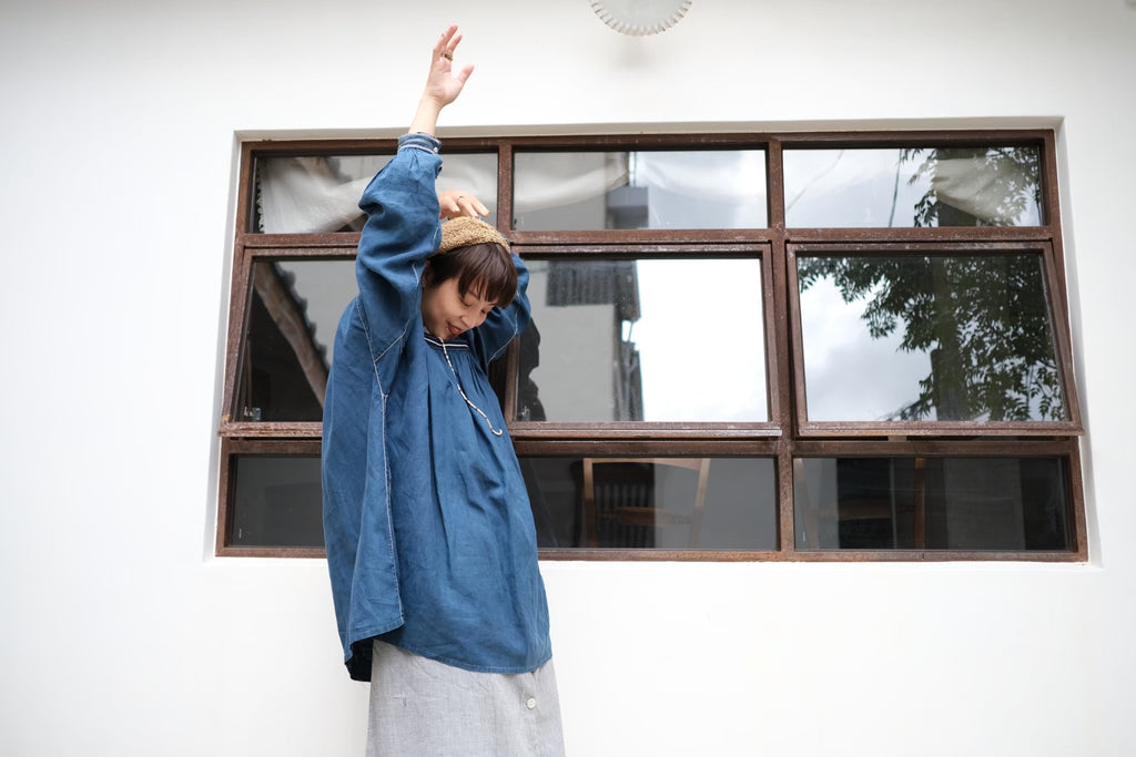 Early 20th.C Hand Embroider Farmer Smock / 手工刺繡農用罩衫
