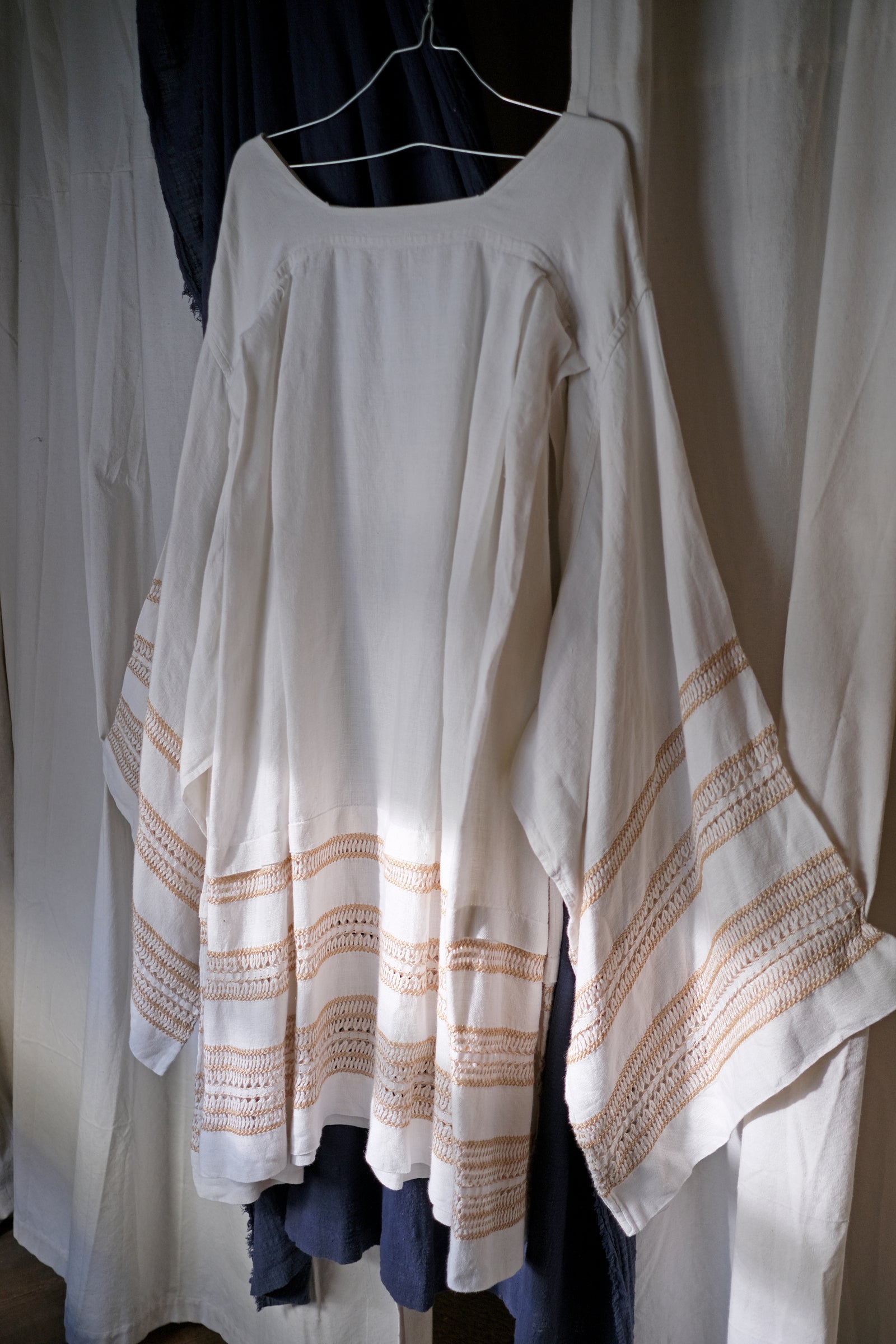 1940’s Germany Church Linen Smock / 德國教堂亞麻罩衫