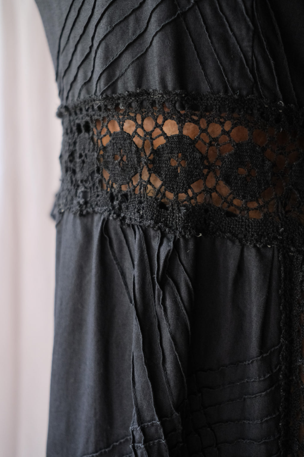 1960's Crochet Lace Flore Sleeve Dress 