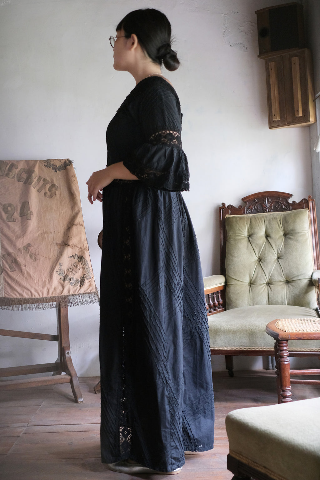 1960's Crochet Lace Flore Sleeve Dress 