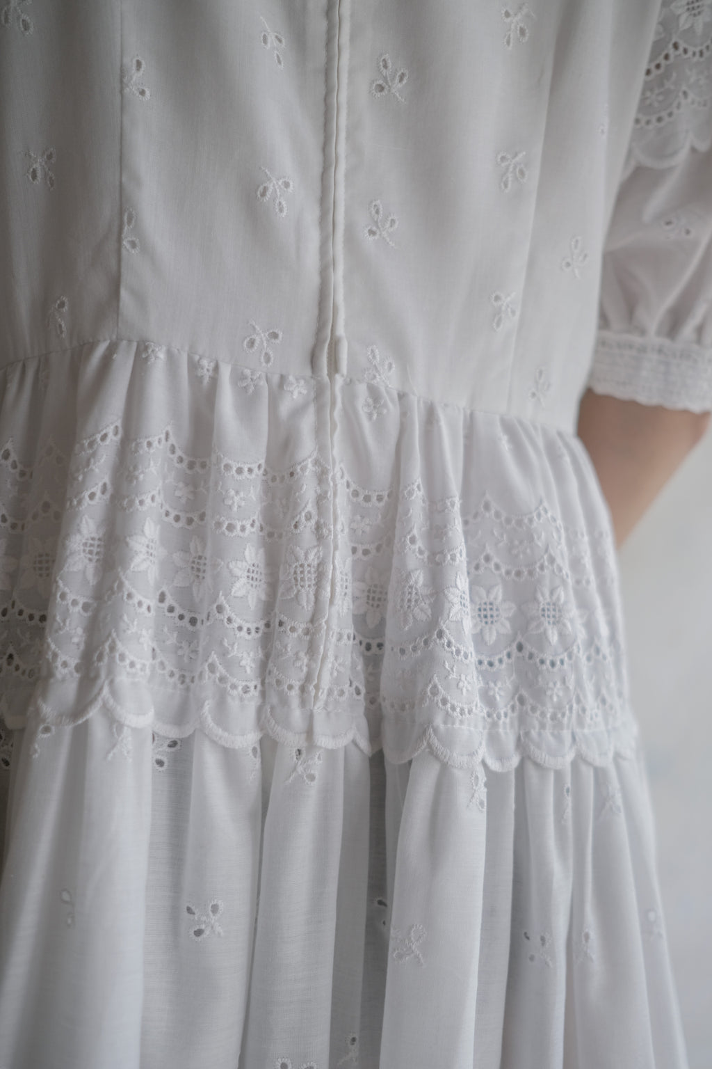 1980’s Puff Sleeve Lace Dress / 泡泡袖蕾絲連身裙