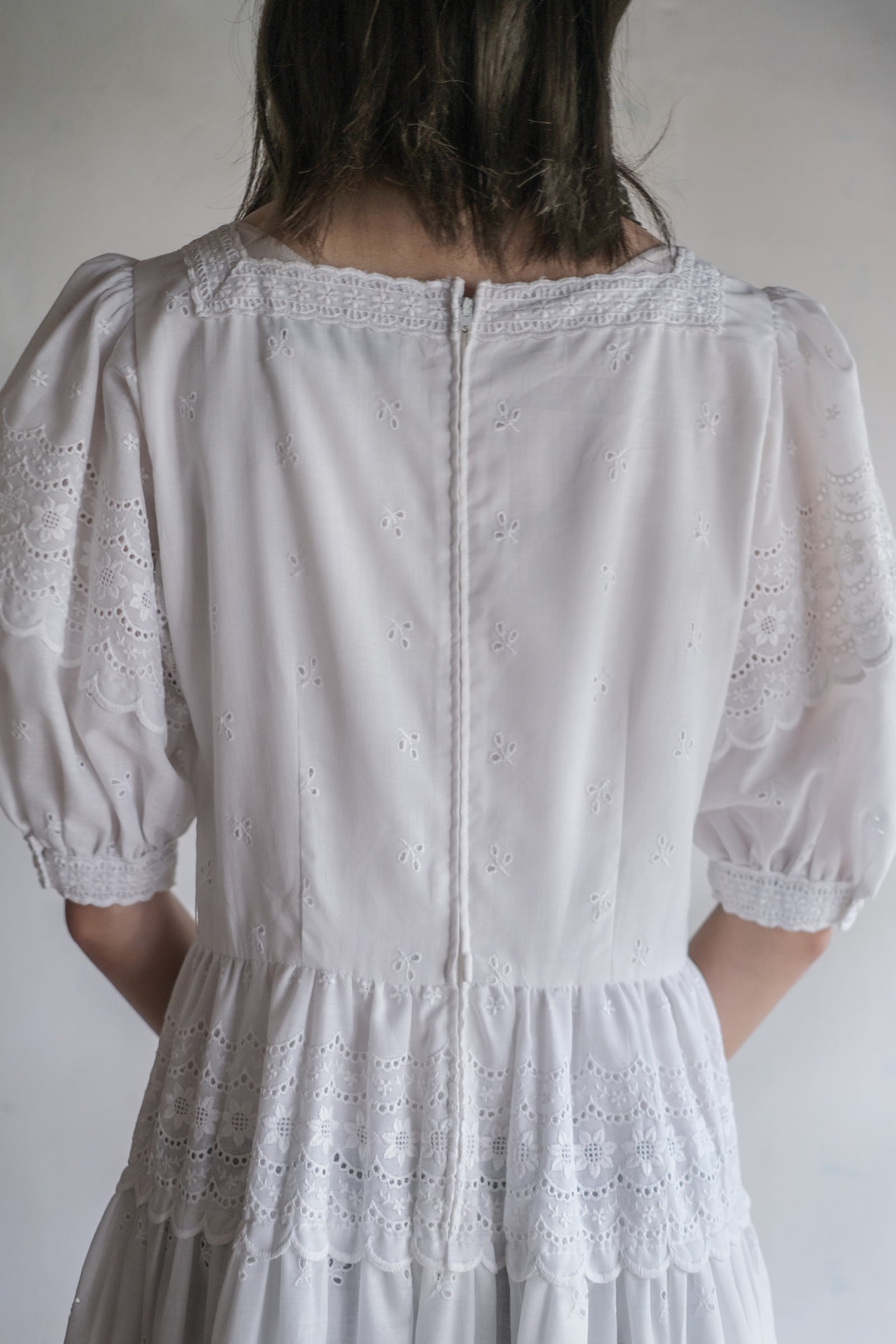 1980’s Puff Sleeve Lace Dress / 泡泡袖蕾絲連身裙