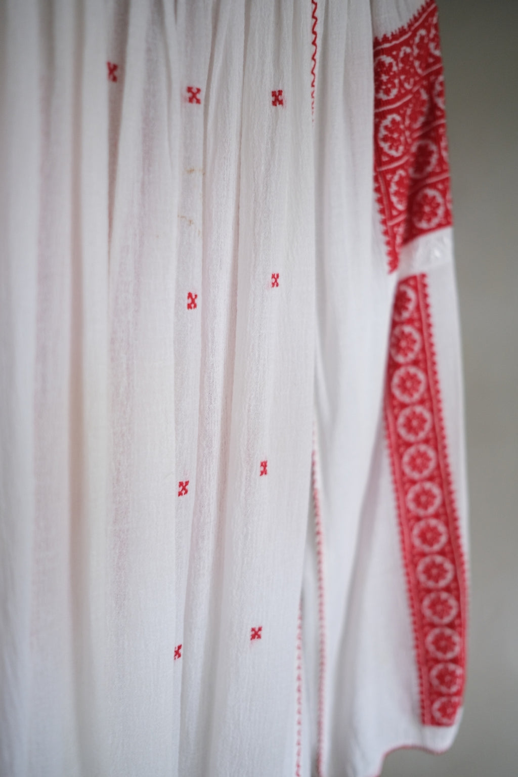1970's Balkans Romanian Folk Gauze Blouse / Balkan Romanian Folk Gauze Blouse