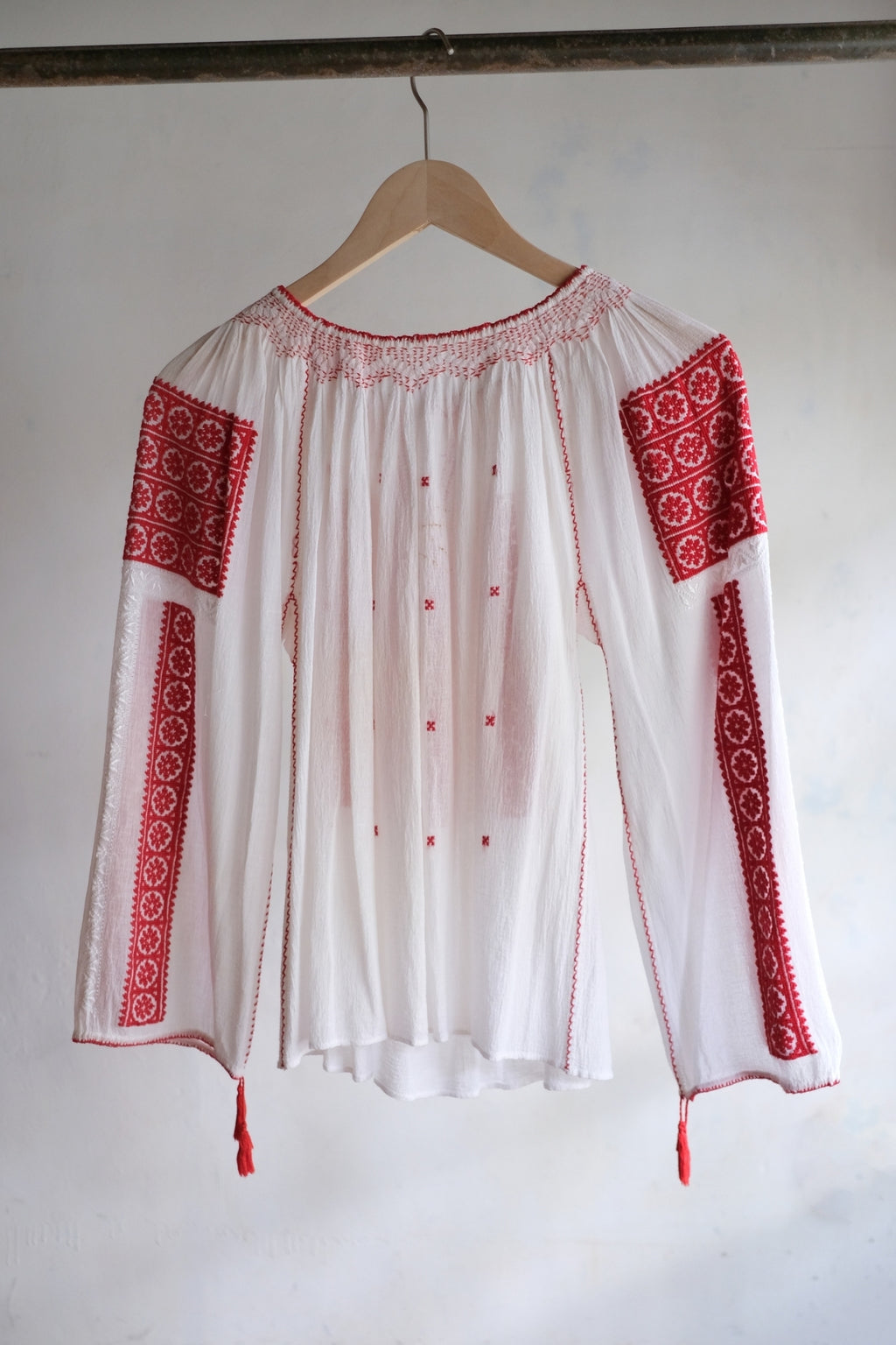 1970's Balkans Romanian Folk Gauze Blouse / Balkan Romanian Folk Gauze Blouse