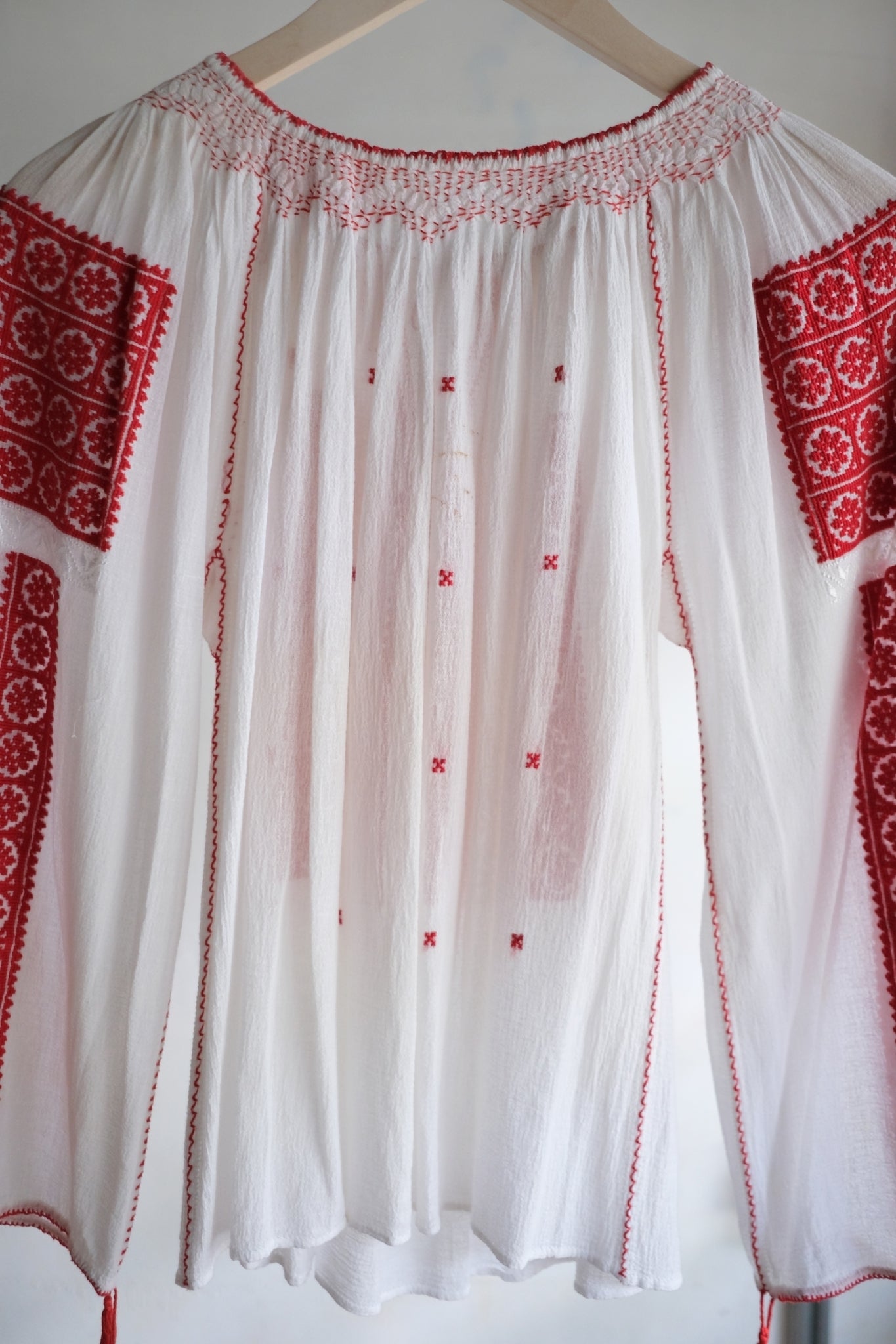 1970's Balkans Romanian Folk Gauze Blouse / Balkan Romanian Folk Gauze Blouse