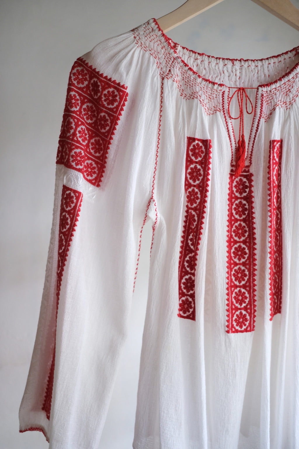 1970's Balkans Romanian Folk Gauze Blouse / Balkan Romanian Folk Gauze Blouse