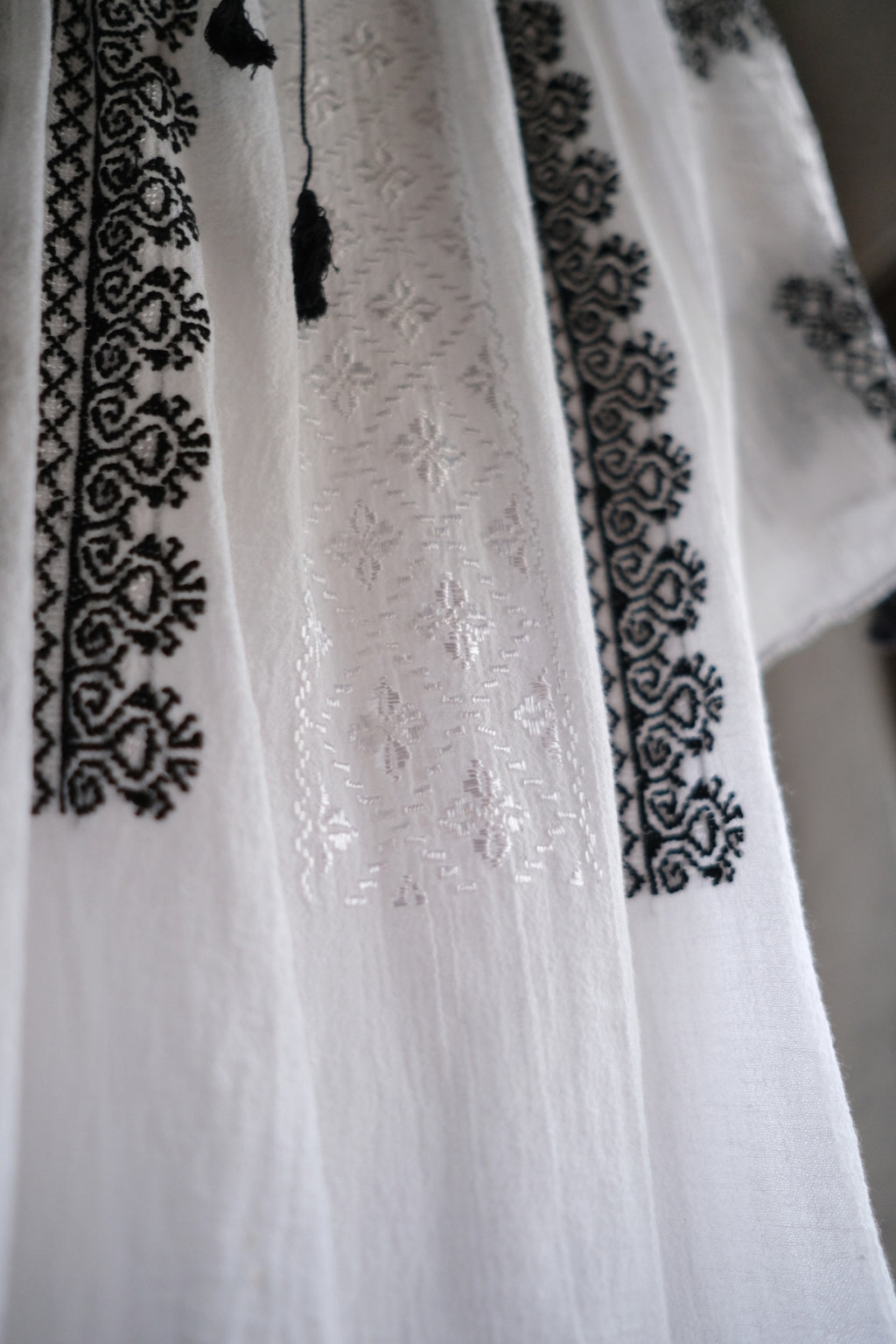 1970’s Balkans Romanian Folk Gauze Blouse / 巴爾幹羅馬尼亞民俗薄紗襯衫