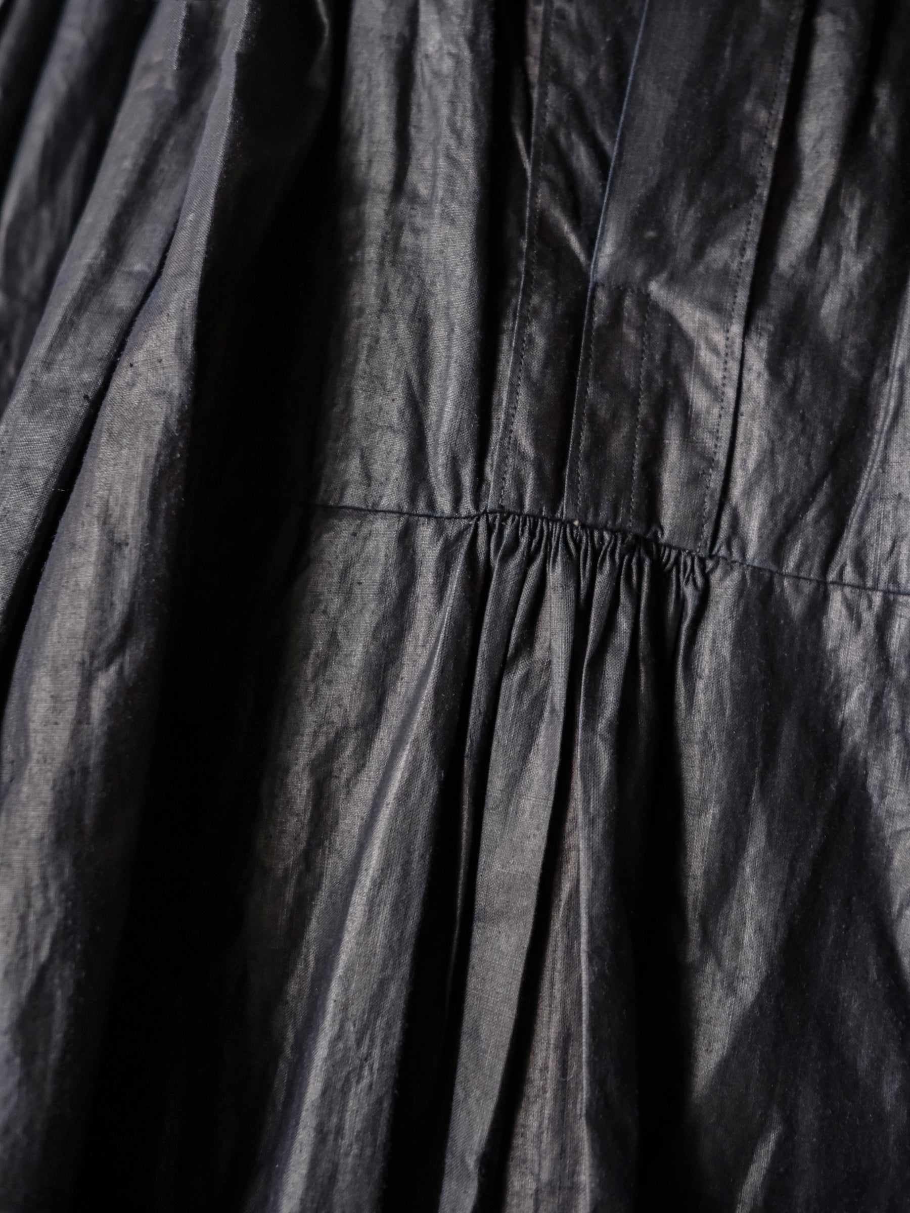 1890-1900’s French Glazed Indigo Linen “ Biaude ” / 法國釉面靛藍亞麻罩衫