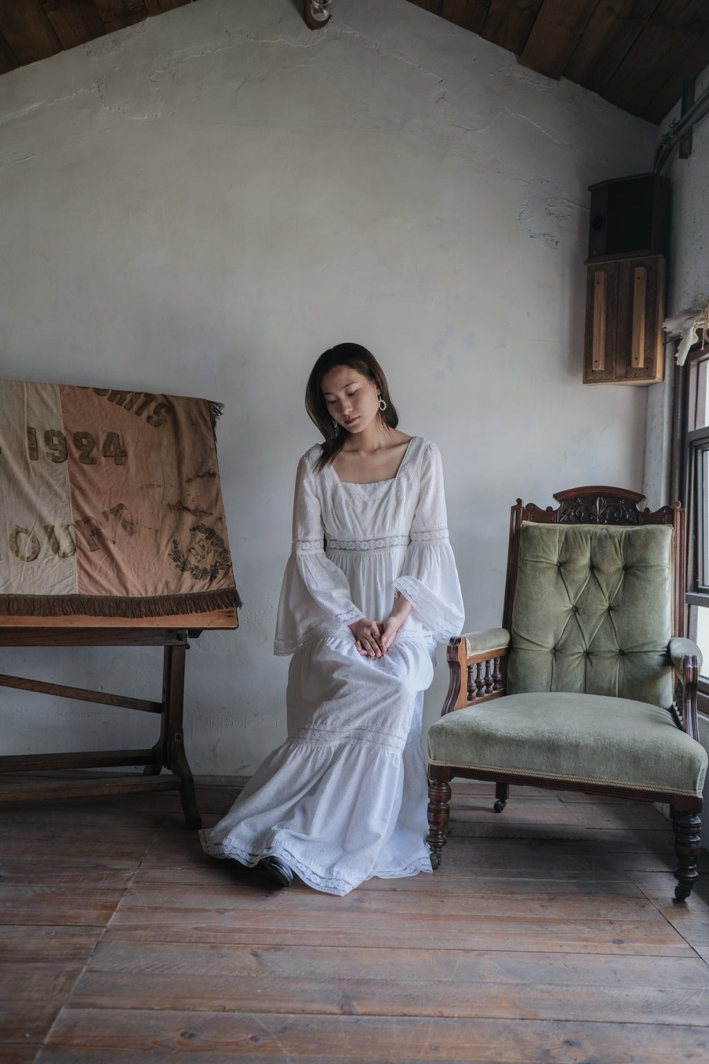 1970’s American Empire Waist Bell Sleeve Maxi Dress / 蕾絲鐘形袖長裙