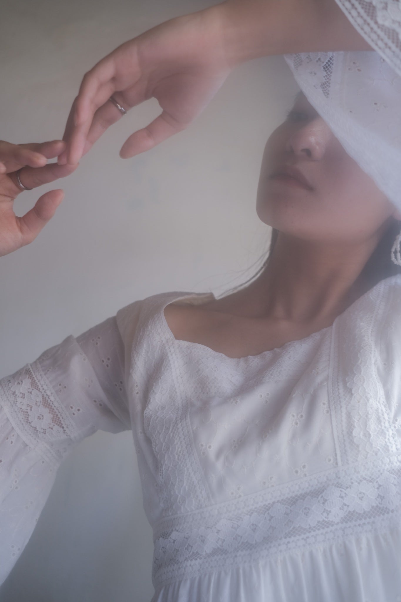 1970’s American Empire Waist Bell Sleeve Maxi Dress / 蕾絲鐘形袖長裙
