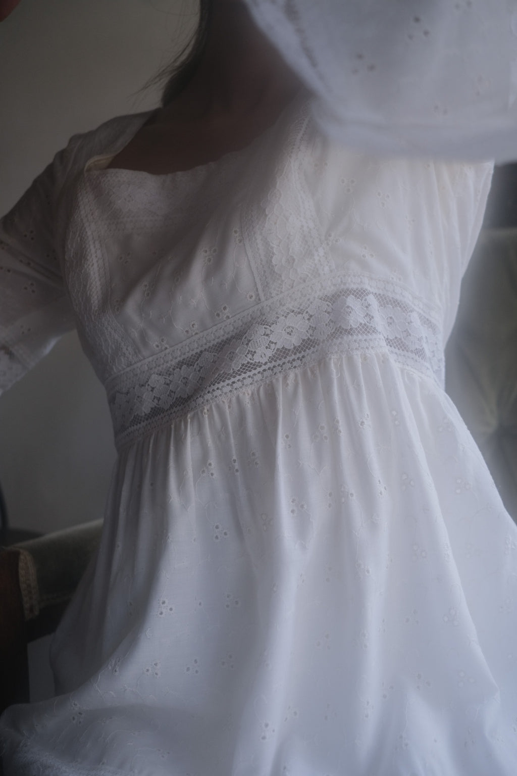 1970’s American Empire Waist Bell Sleeve Maxi Dress / 蕾絲鐘形袖長裙