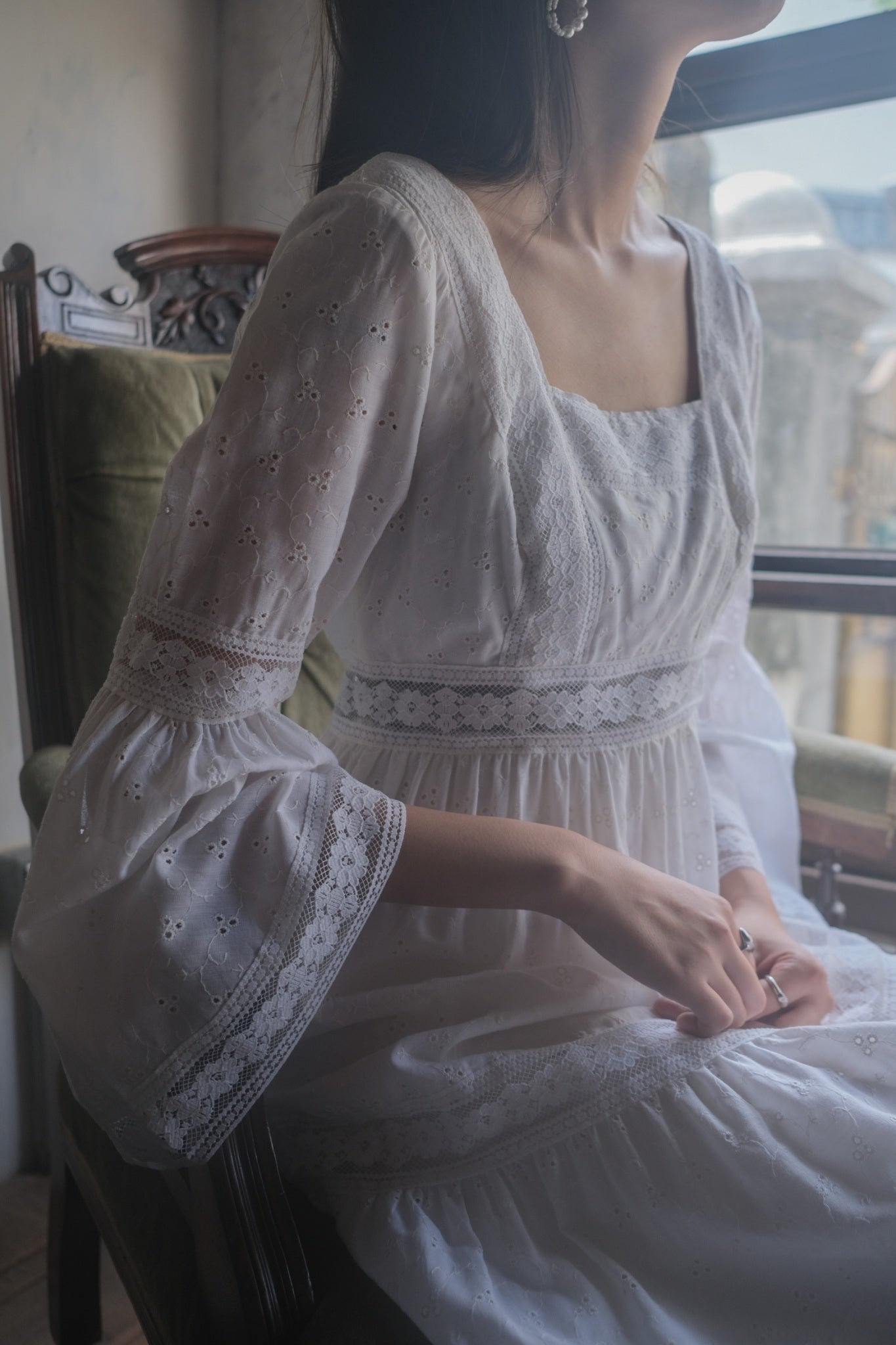 1970’s American Empire Waist Bell Sleeve Maxi Dress / 蕾絲鐘形袖長裙
