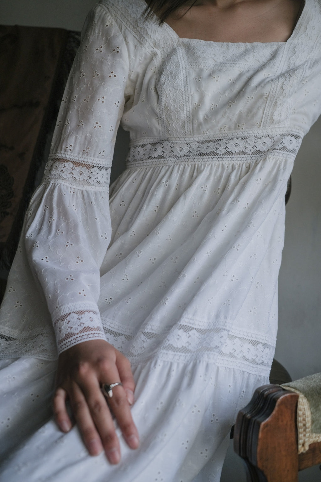 1970’s American Empire Waist Bell Sleeve Maxi Dress / 蕾絲鐘形袖長裙