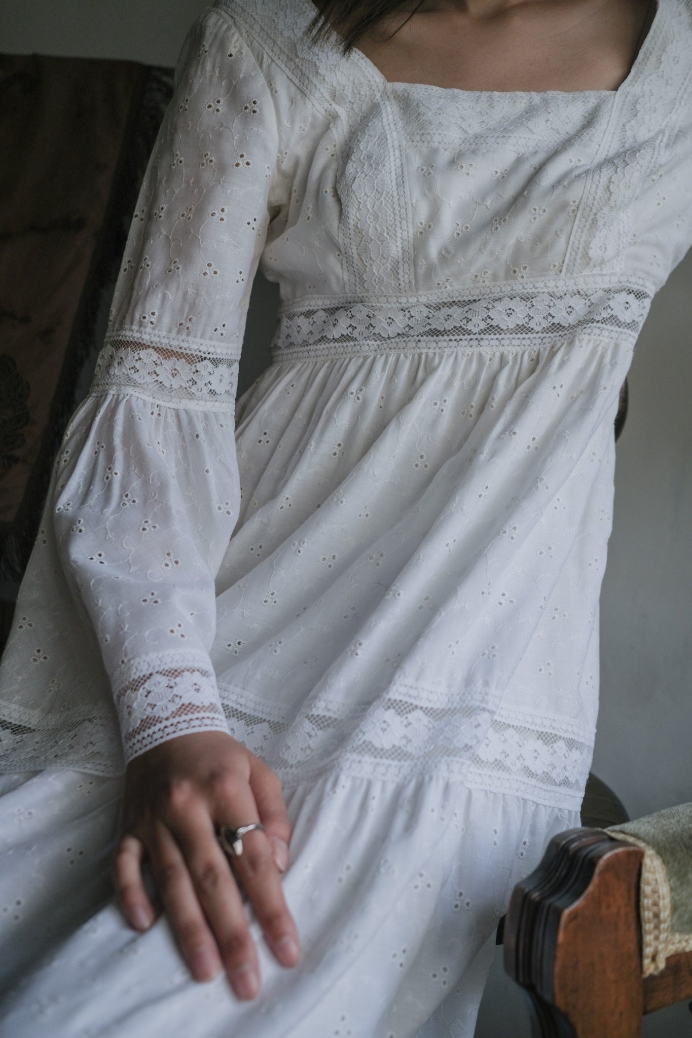 1970’s American Empire Waist Bell Sleeve Maxi Dress / 蕾絲鐘形袖長裙