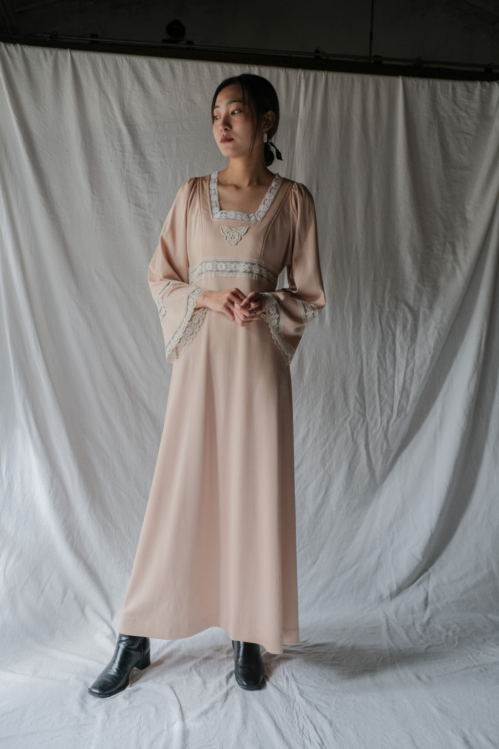 1970’s Knit Fabric Empire Waist Flare Sleeve Dress / 針織高腰喇叭袖長裙