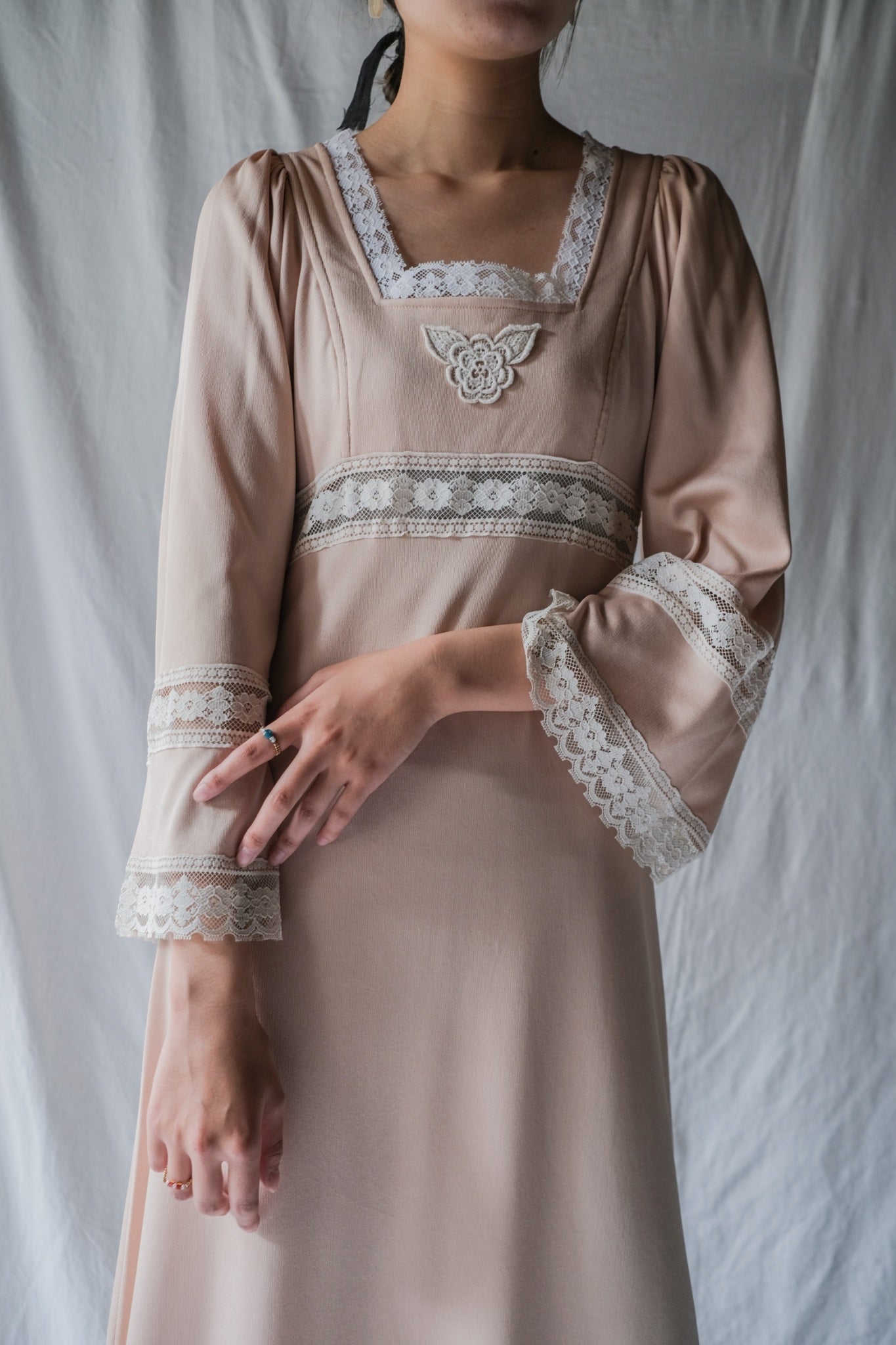 1970’s Knit Fabric Empire Waist Flare Sleeve Dress / 針織高腰喇叭袖長裙