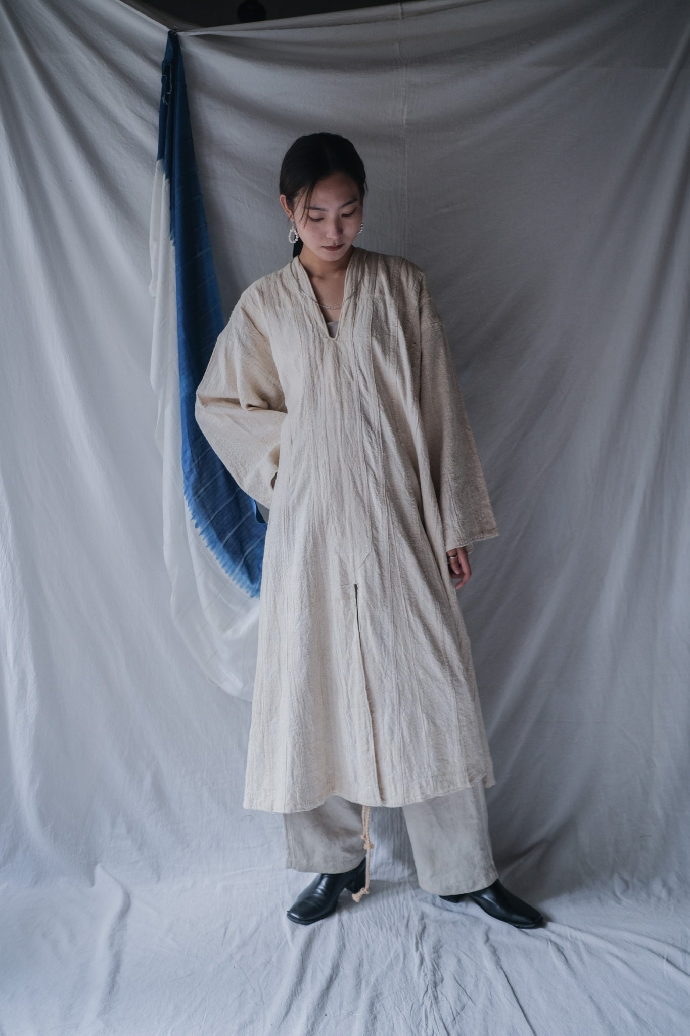 1950-1960's African Sahara Gandoura Hand Woven Raw Cotton / African Sahara Hand Woven Raw Cotton Sweater