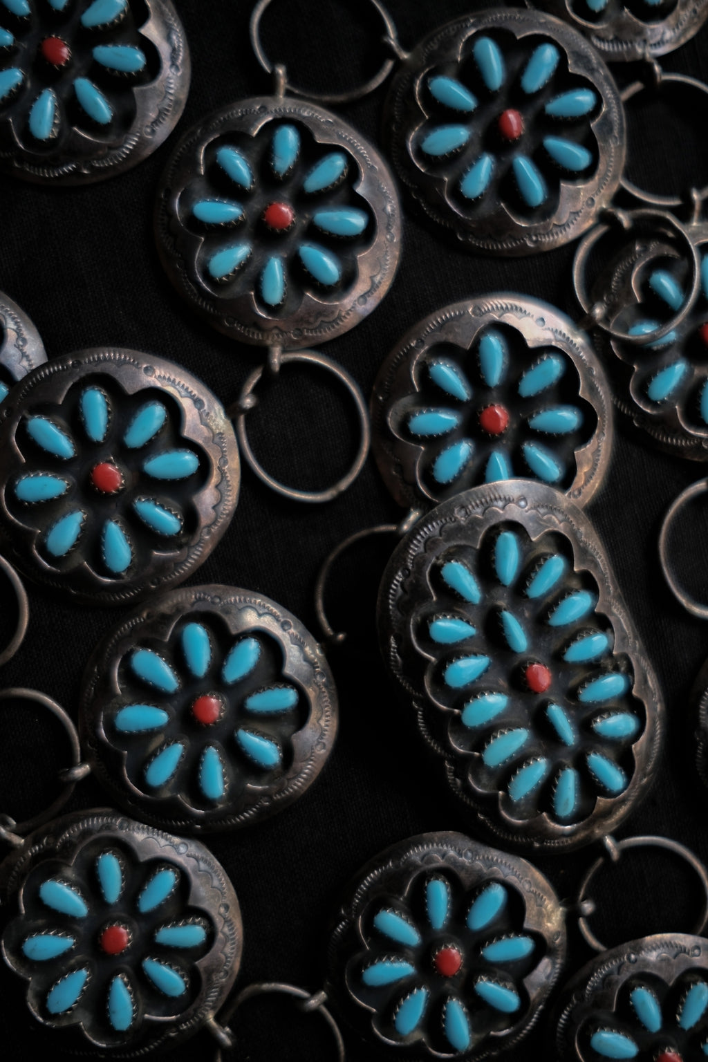 1990's American Native Turquoise and Coral Sterling Silver Concho Chain Belt / 美國原住民綠松石純銀腰鍊