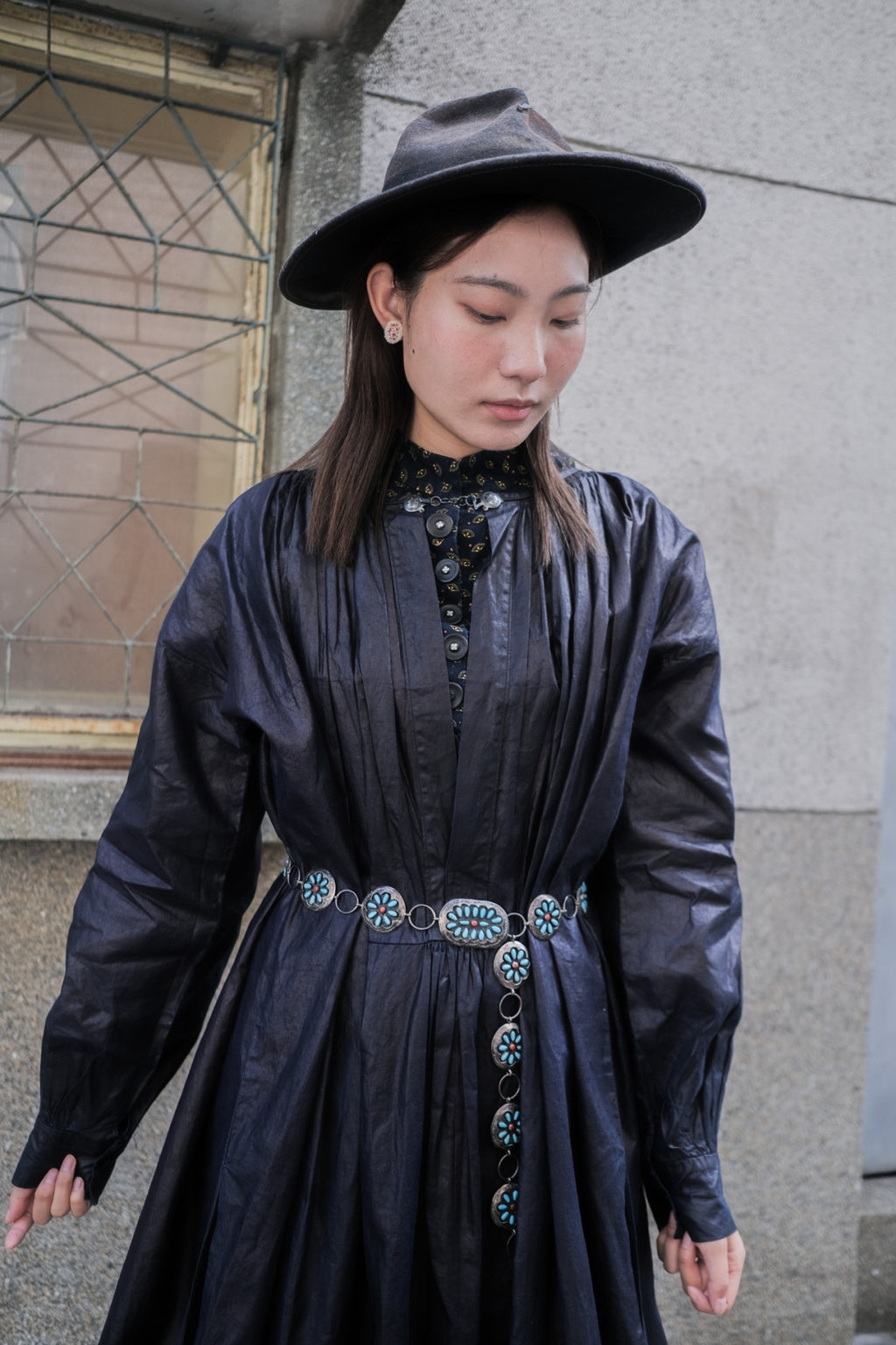 1990's American Native Turquoise and Coral Sterling Silver Concho Chain Belt / 美國原住民綠松石純銀腰鍊