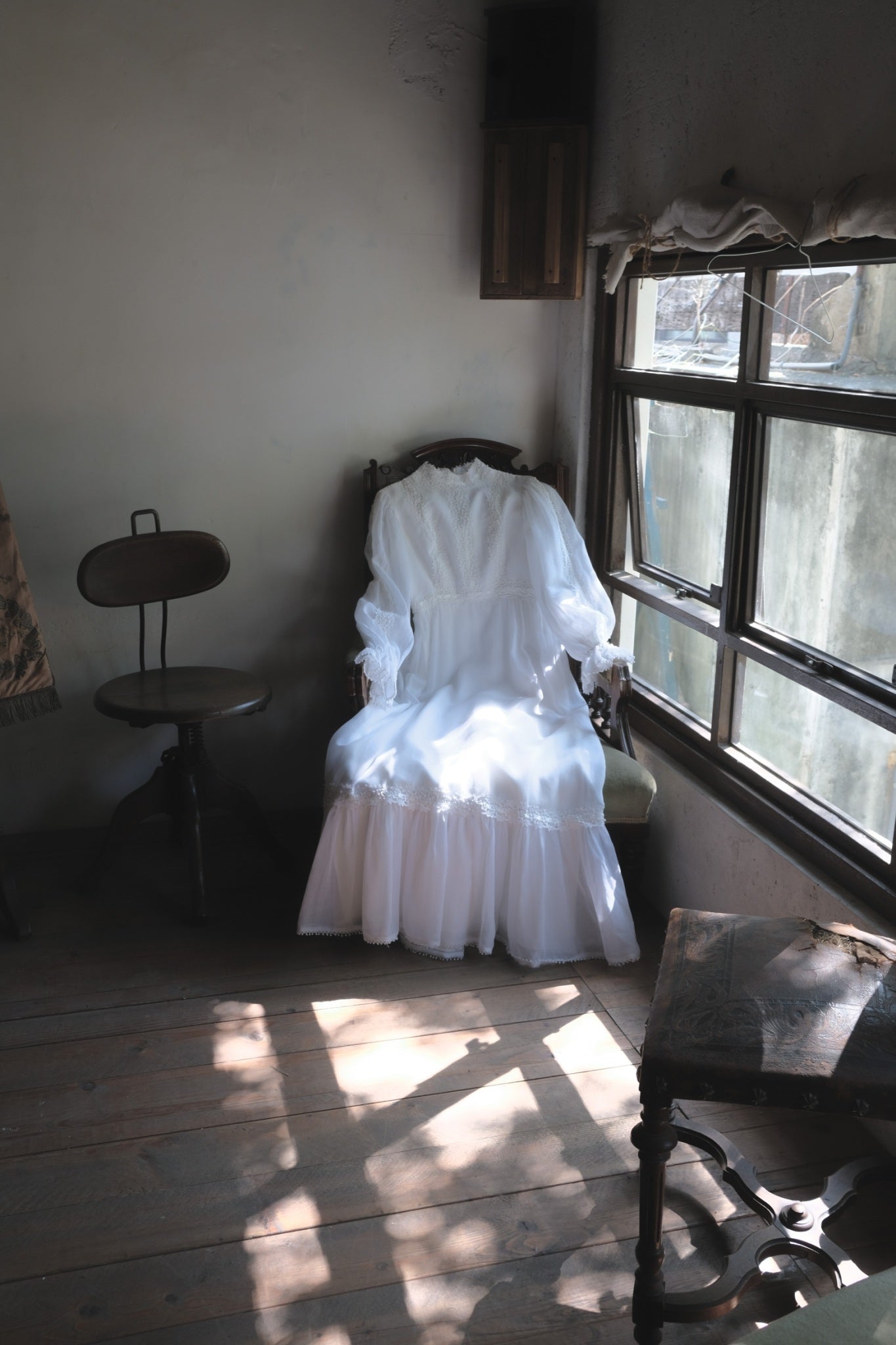 1970’s Lace Gauze Empire Waist Maxi Dress / 蕾絲白紗高腰長裙