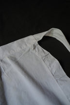 Vintage European Embroidered Apron / 歐洲刺繡圍裙