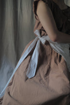 Vintage European Embroidered Apron / 歐洲刺繡圍裙