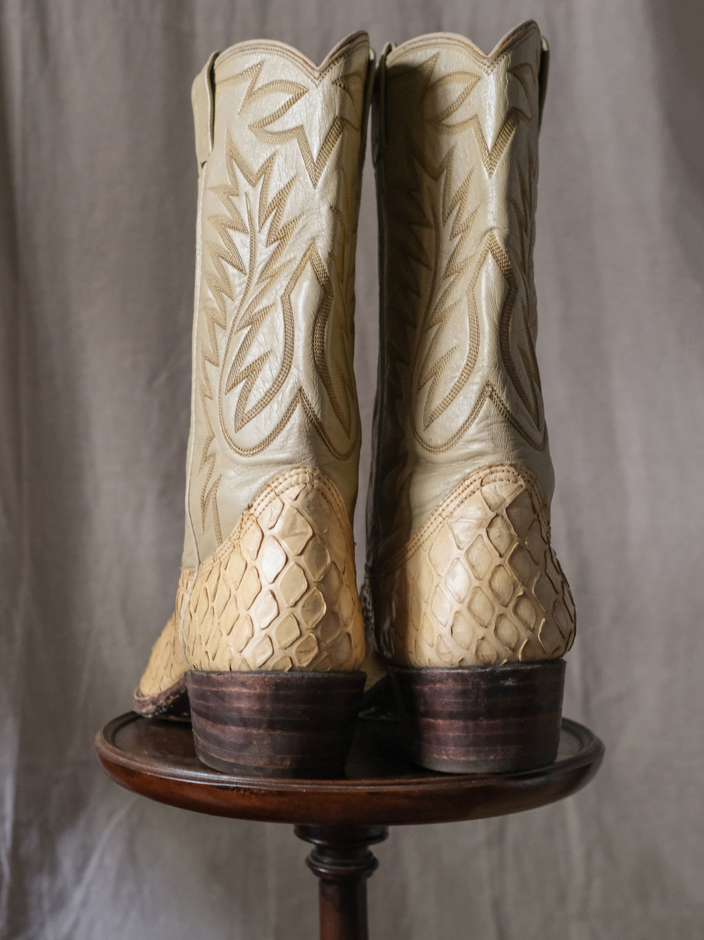 NOCONA Snakeskin Cream Yellow Cowboy Boots 蛇皮復古奶油黃刺繡西部靴