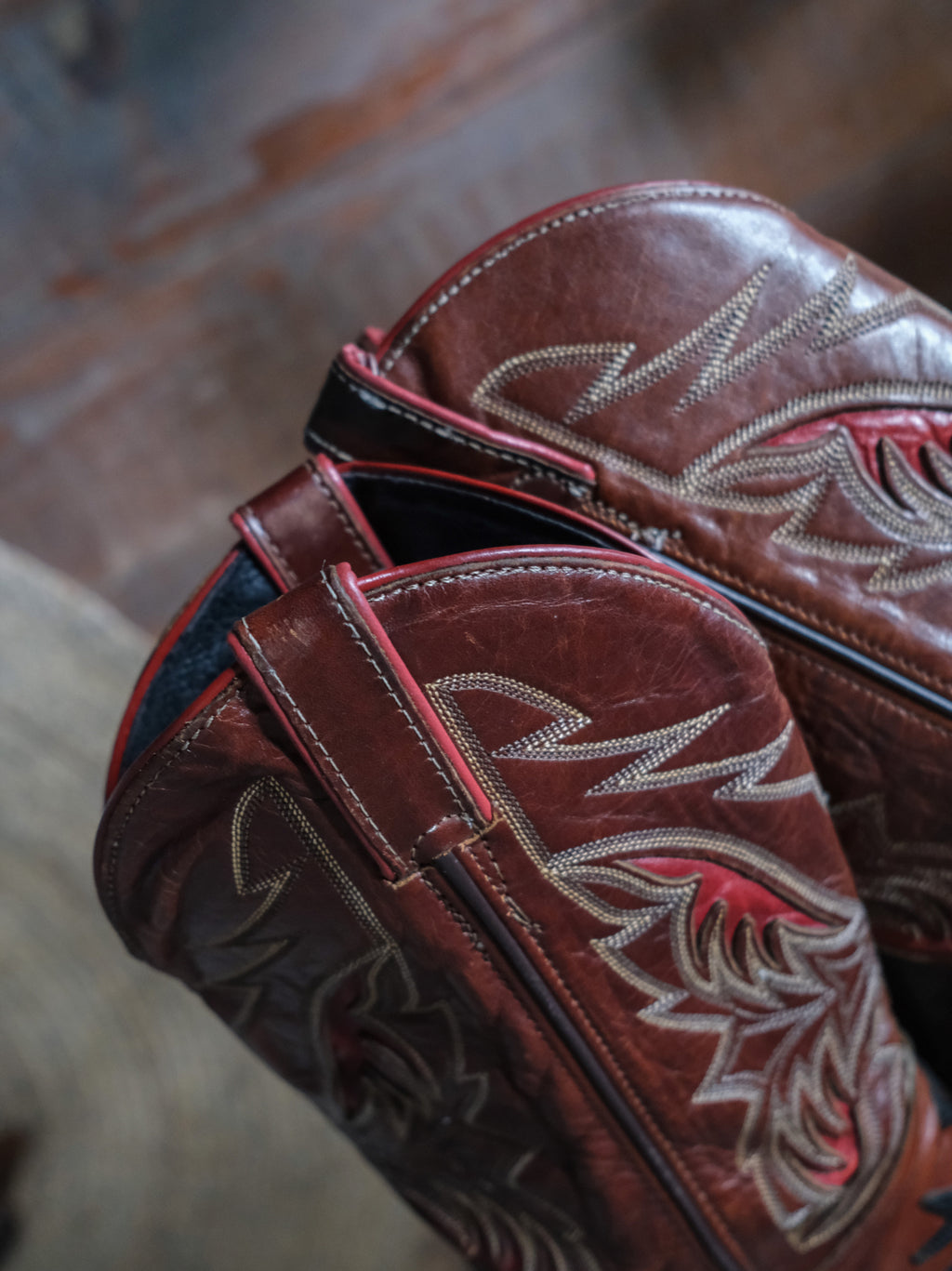 CODE WEST Black, Reddish Brown Two Tone Cowboy Boots 黑與紅棕雙色調西部靴
