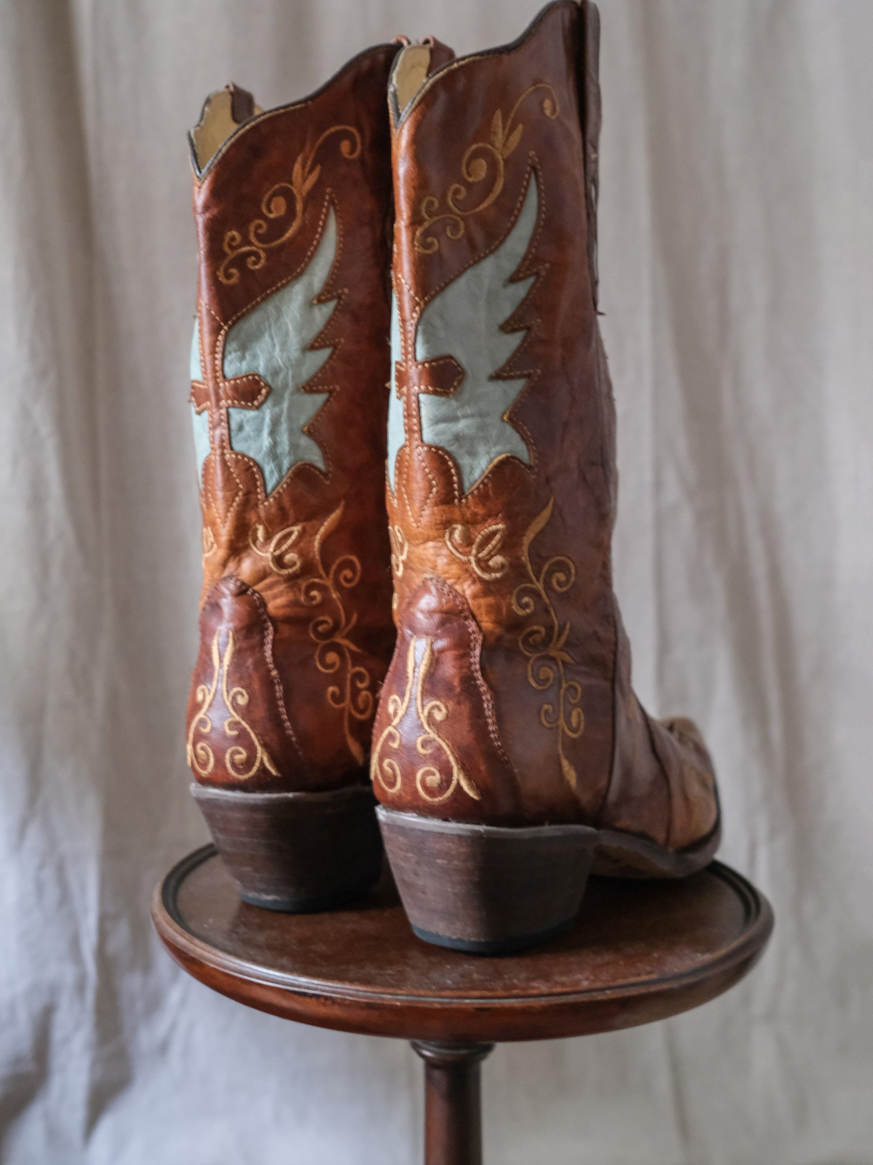 JNV Turquoise Cross Wing Cowboy Boots 綠松拼色十字架翅膀雕花西部靴