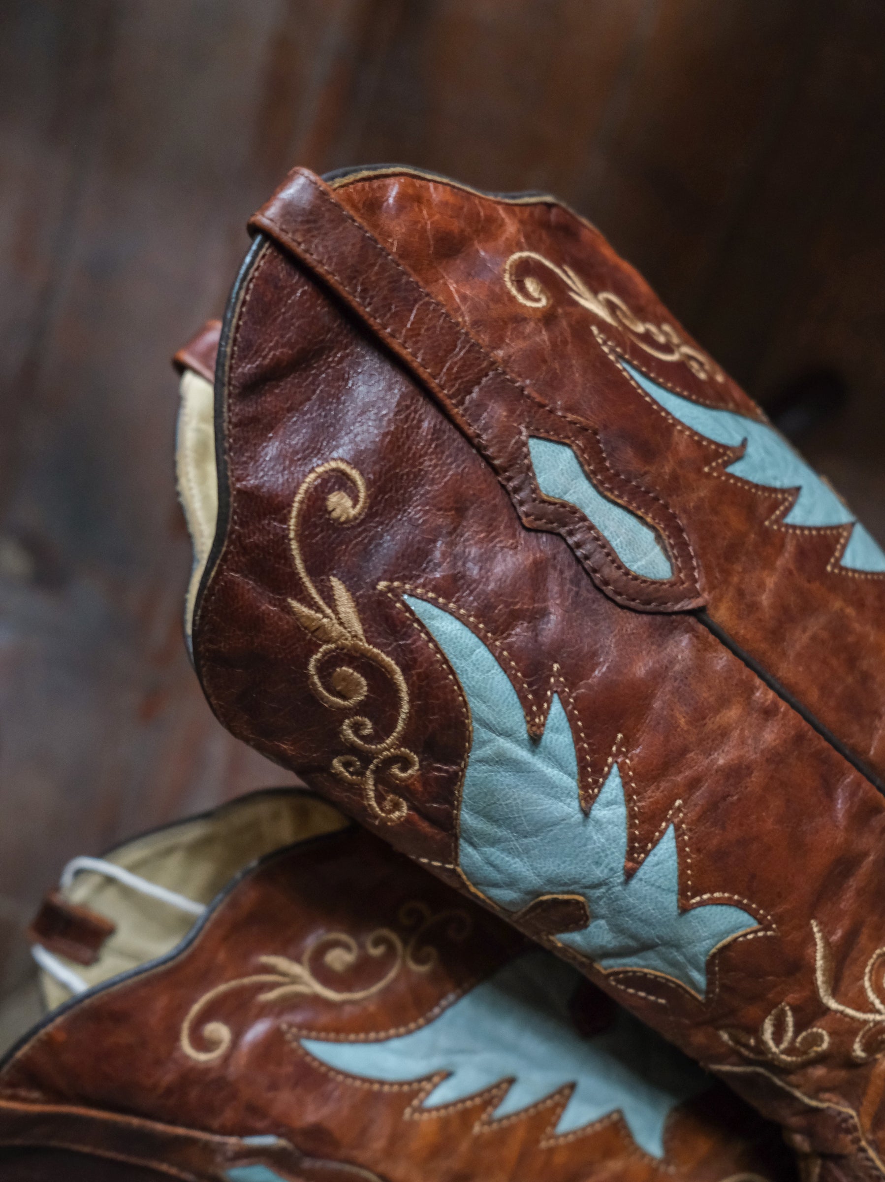 JNV Turquoise Cross Wing Cowboy Boots 綠松拼色十字架翅膀雕花西部靴
