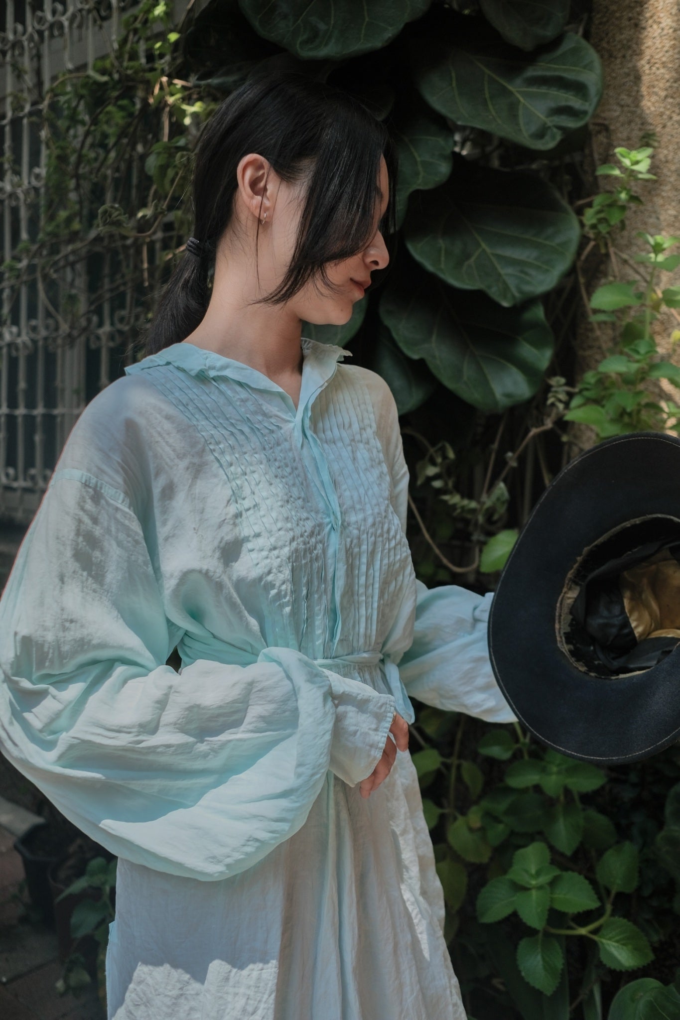 1900-1910’s Vintage European / France Open-Back Drawstring Dress Shirt / 水色綠歐洲露背綁繩禮服襯衫