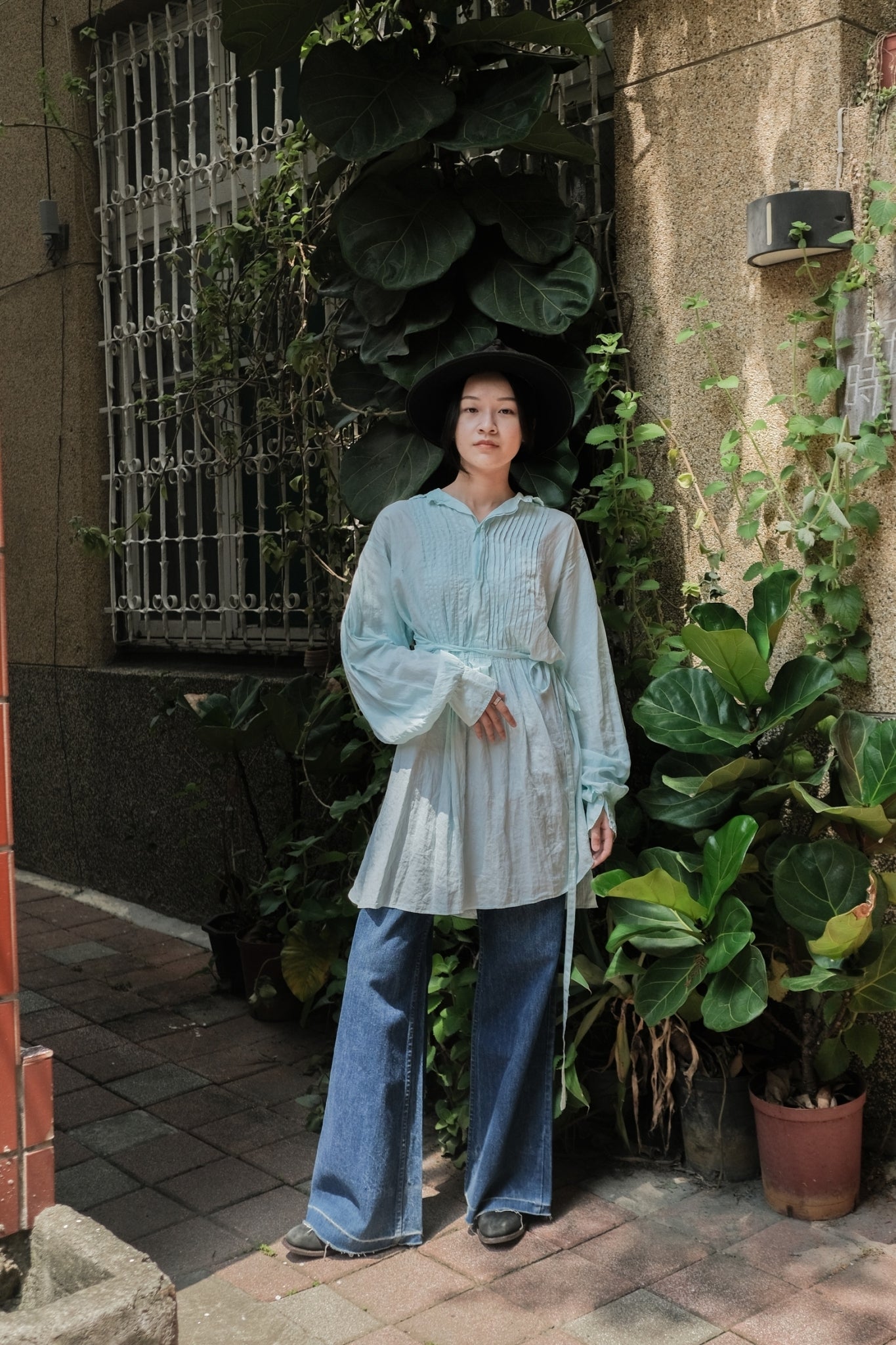 1900-1910’s Vintage European / France Open-Back Drawstring Dress Shirt / 水色綠歐洲露背綁繩禮服襯衫