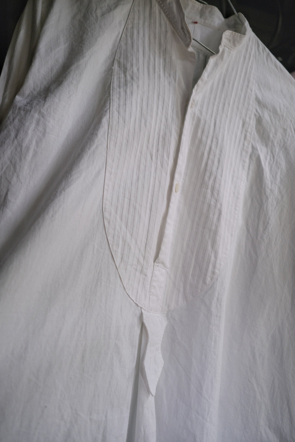1930-1940's Vintage European / France Open-Back Drawstring Dress Shirt