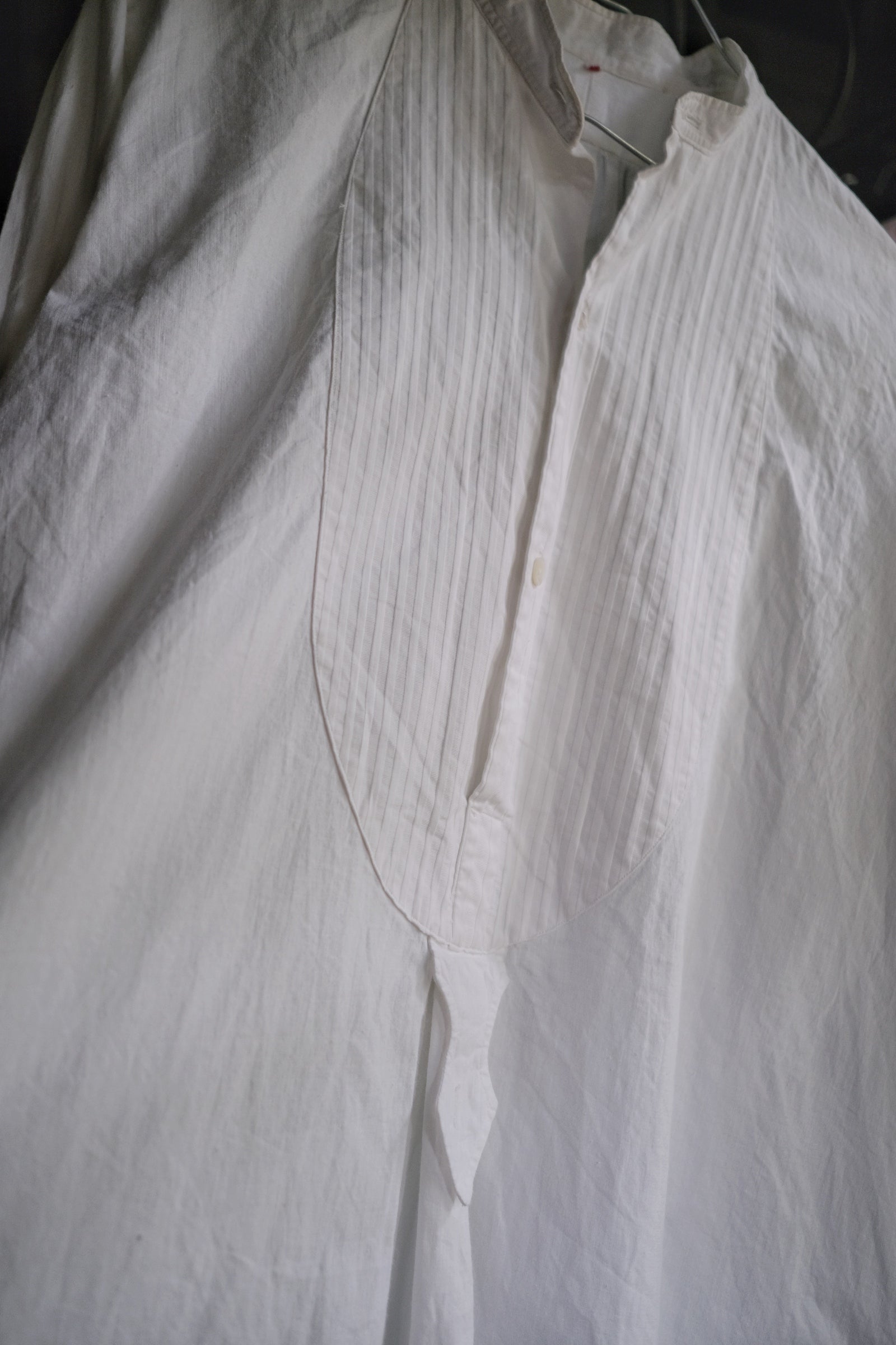 1930-1940’s Vintage European / France Open-Back Drawstring Dress Shirt  / 歐洲露背綁繩禮服襯衫