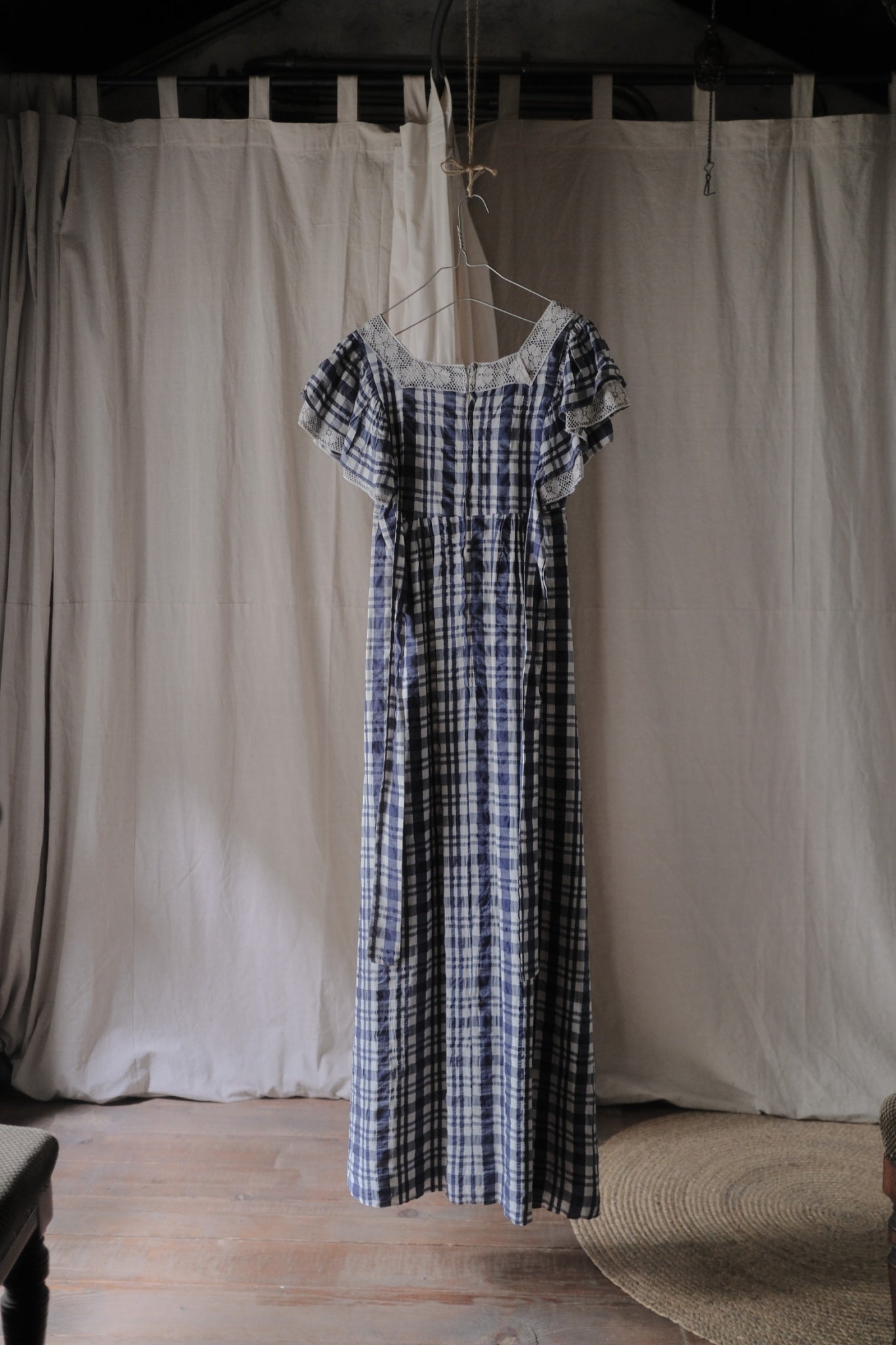 1970’s "OOPS" Seersucker Maxi Dress / “OOPS”泡泡紗格紋長裙